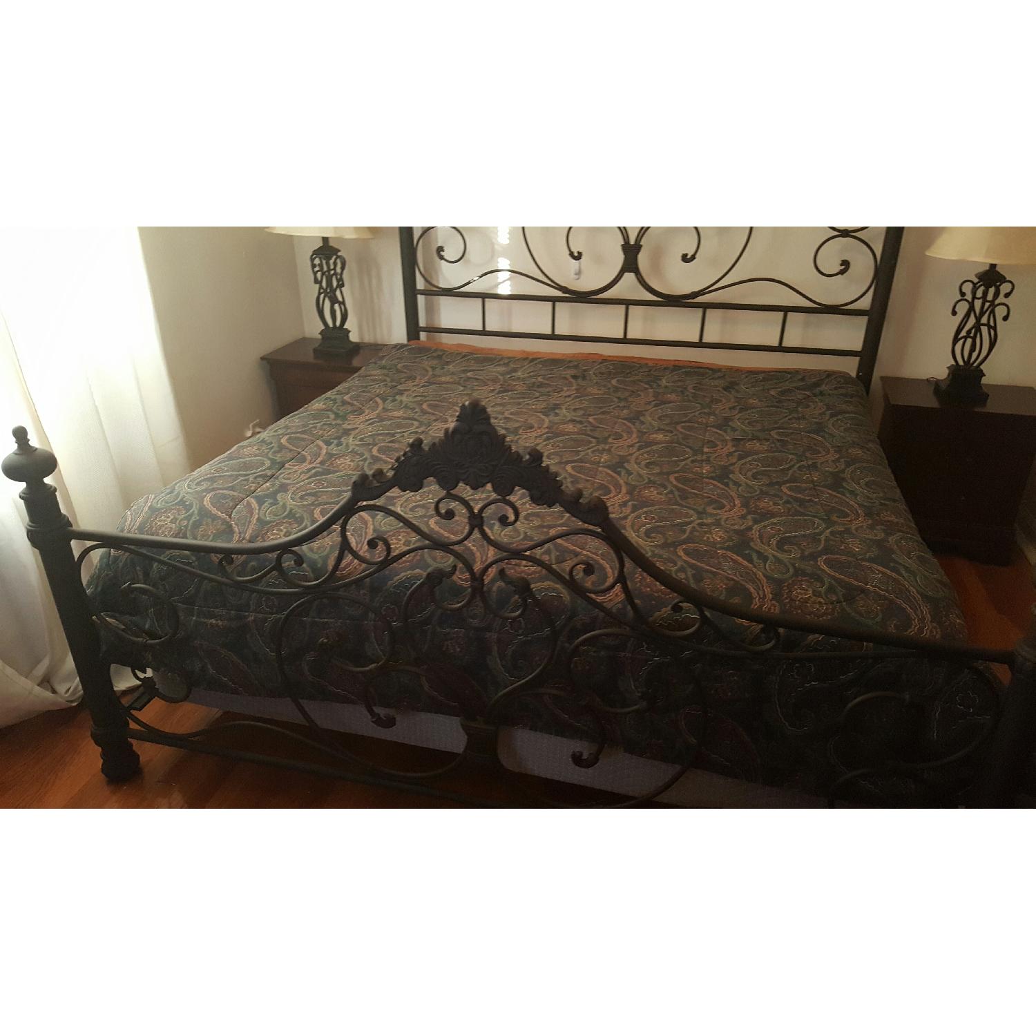 Hillsdale Baremore Mansion King Bed Frame - image-2