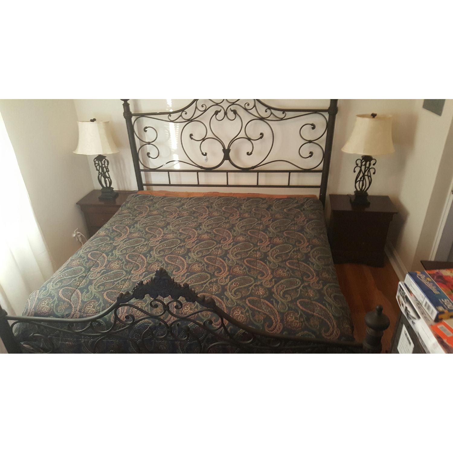 Hillsdale Baremore Mansion King Bed Frame - image-3
