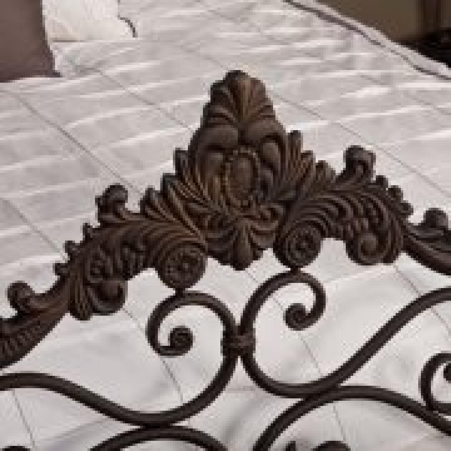 Hillsdale Baremore Mansion King Bed Frame - image-5
