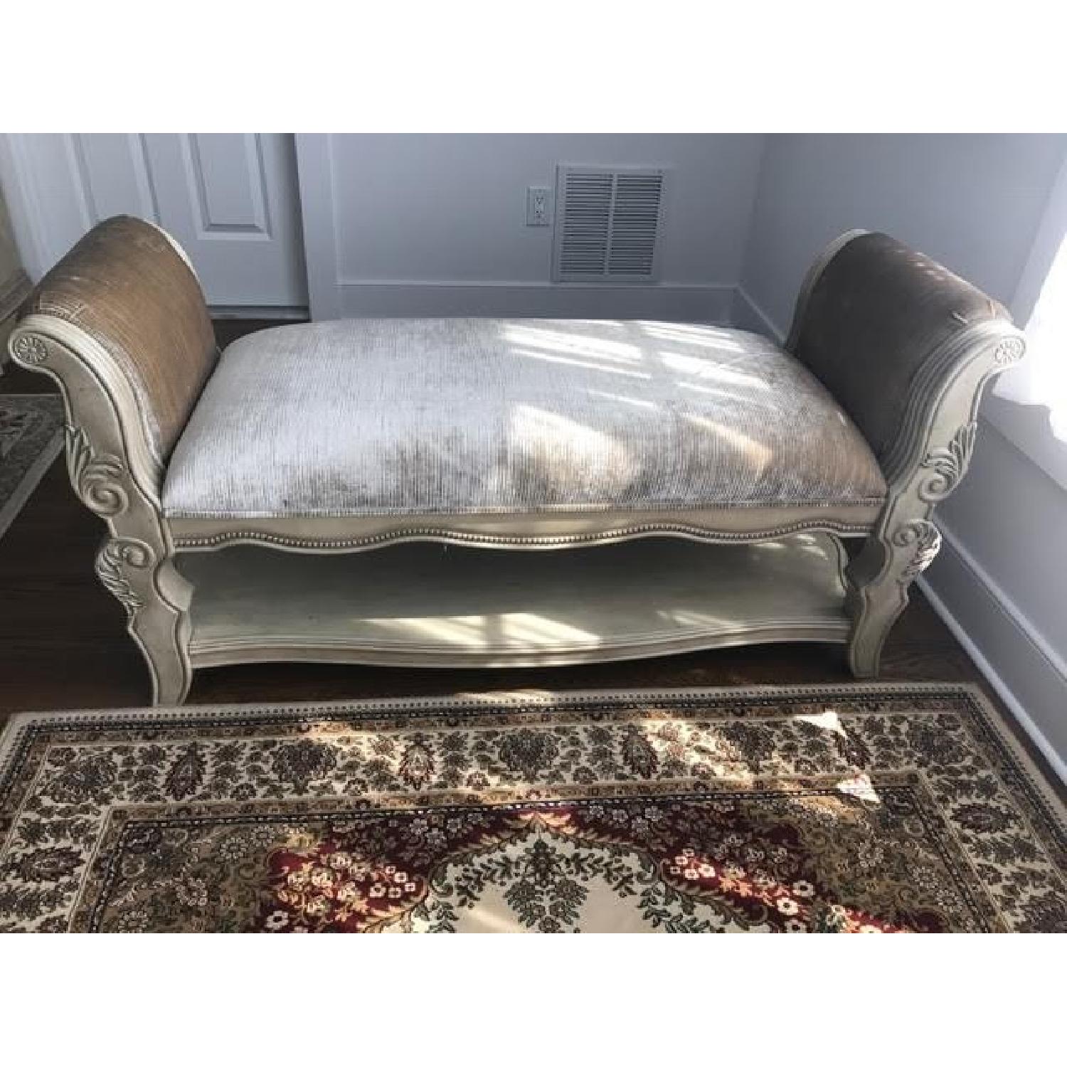 Ashley's Ortanique 5 Piece King Size Bedroom Set - image-9