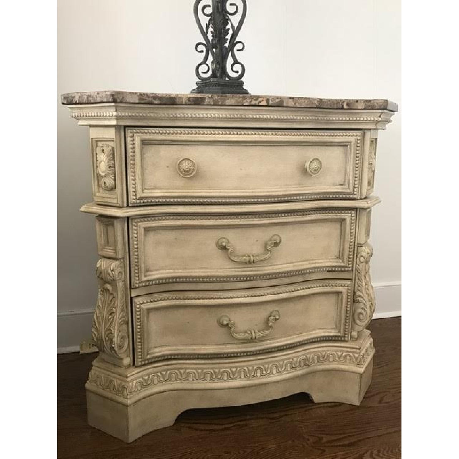 Ashley's Ortanique 5 Piece King Size Bedroom Set - image-11