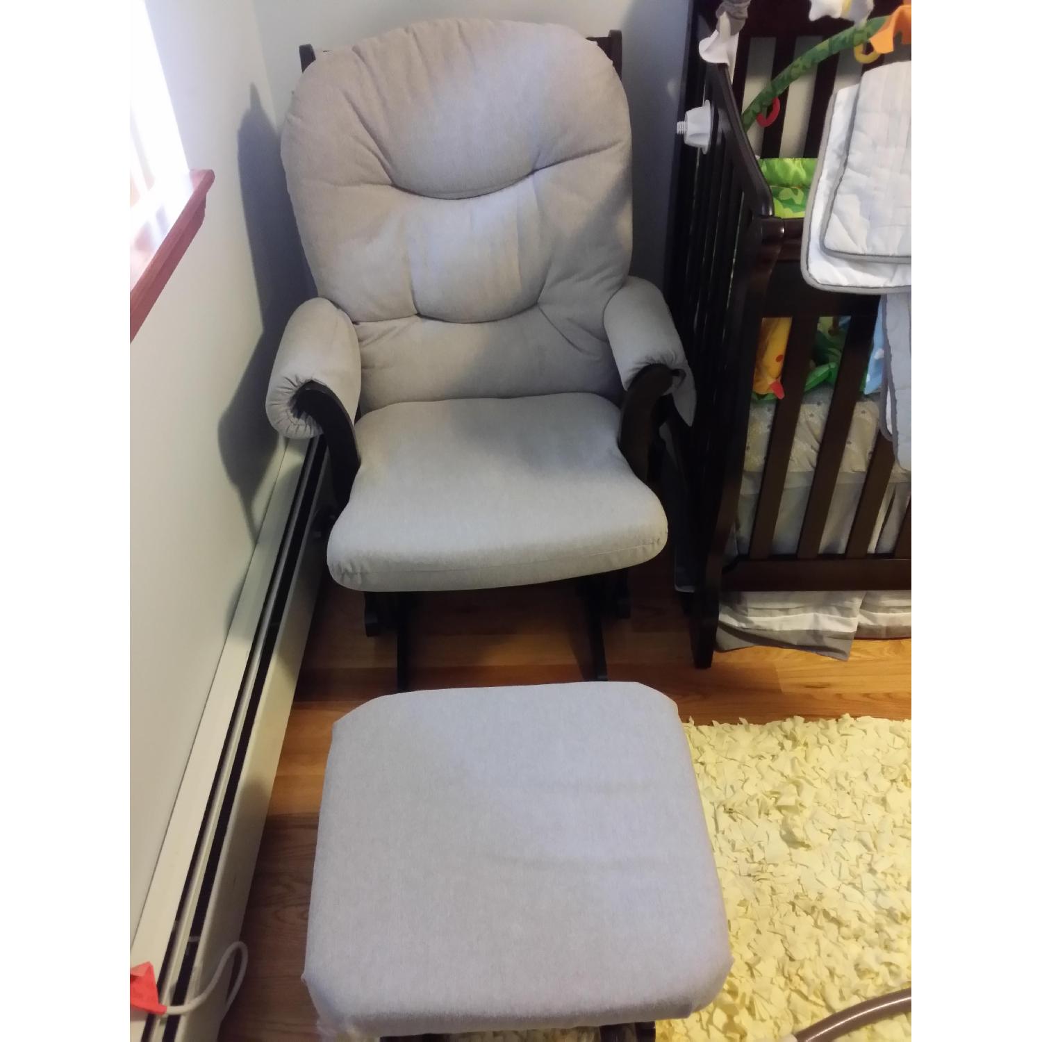 Dutailier Reclining Sleigh Glider and Ottoman Set - image-5