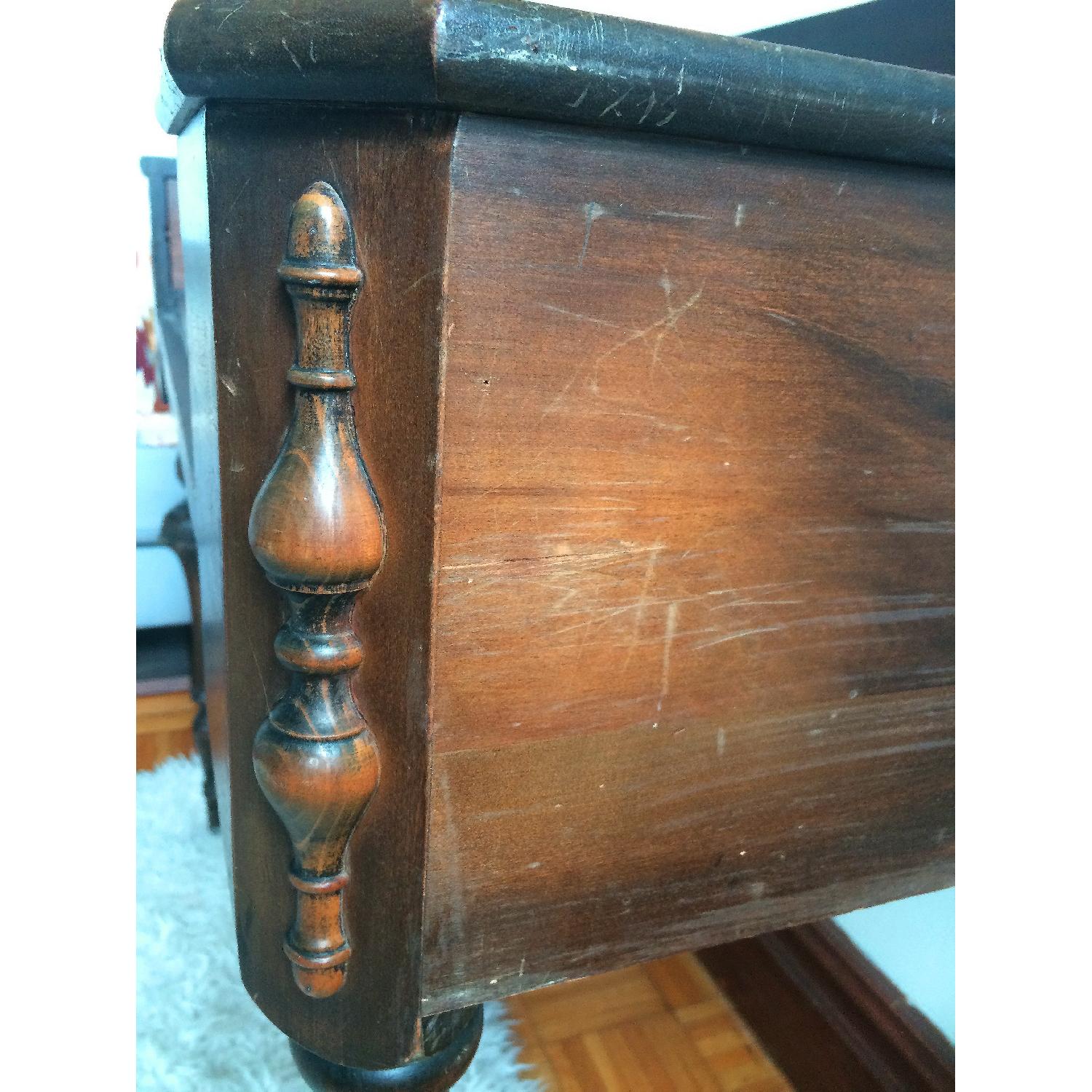 Bay View Furniture Co Vintage Flip-Top Spinet Ladies Desk - image-7