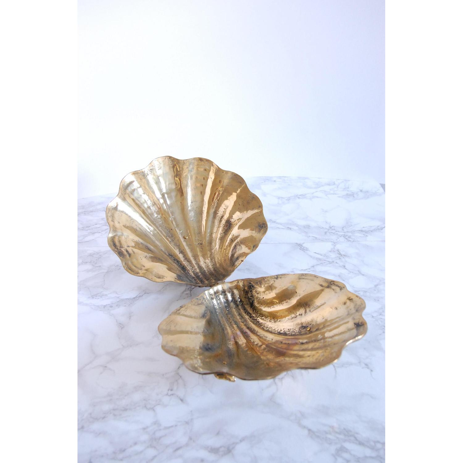 Large Hinged Brass Clam Shell - image-2