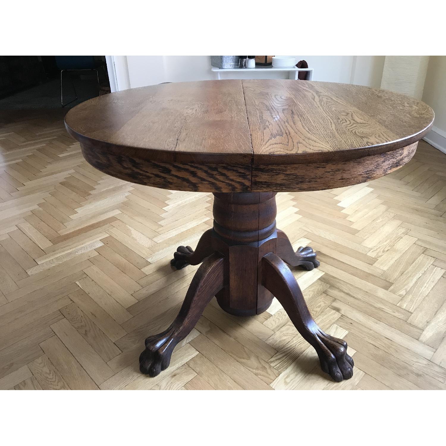 Oak Bear-Claw Round Dining Table - image-0