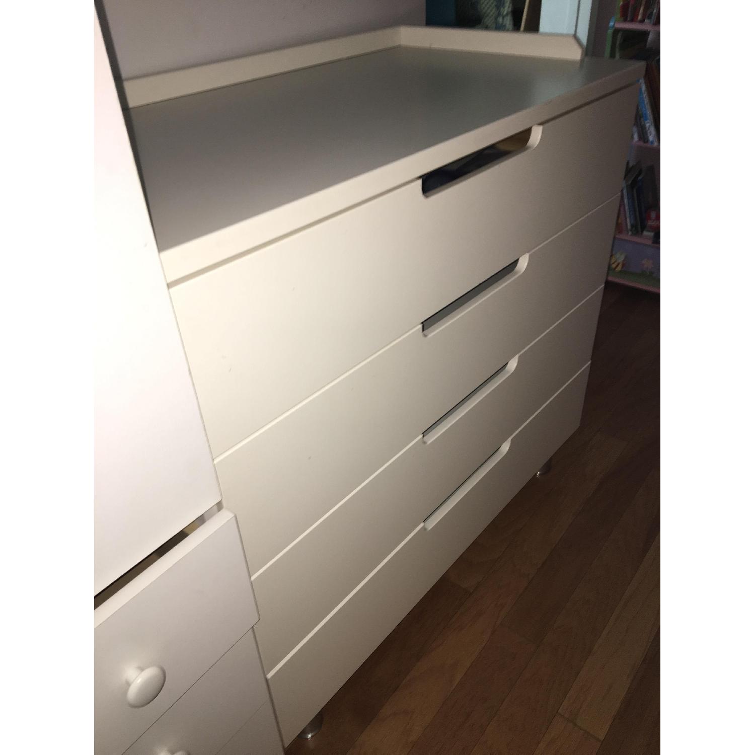 Oeuf Classic 4 Drawer Dresser in White - image-3
