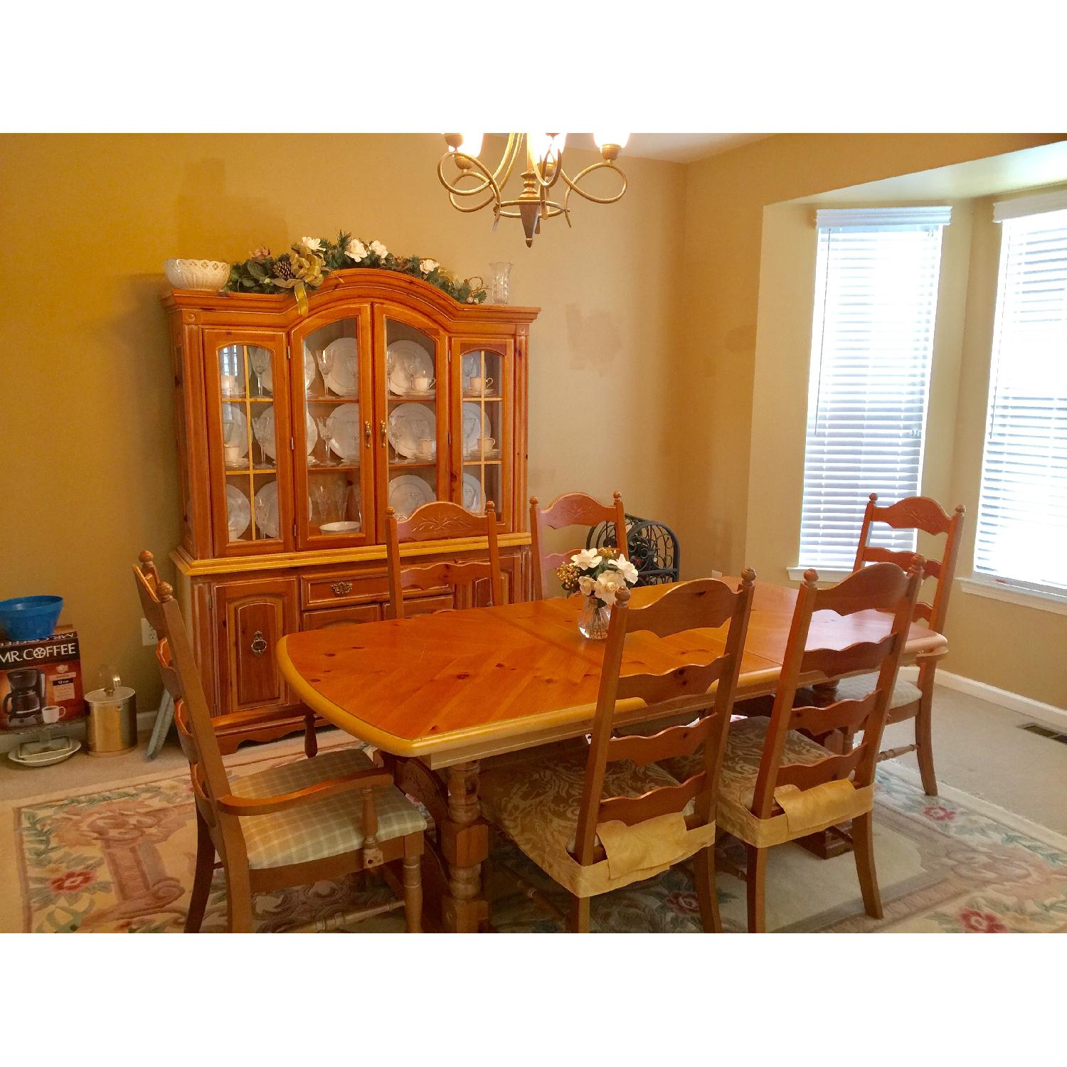 Thomasville Oak 8 Piece Dining Set - image-2