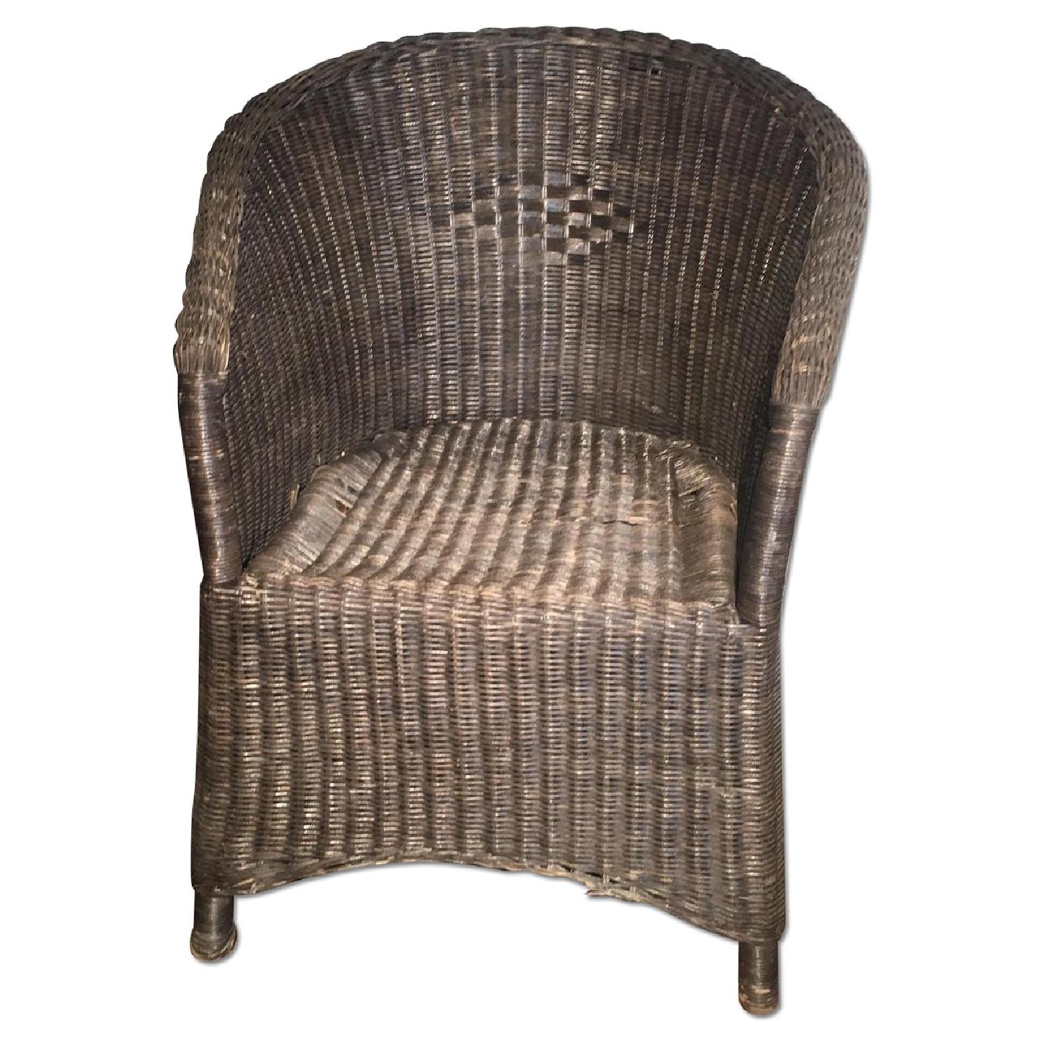Classic Wicker Chair AptDeco