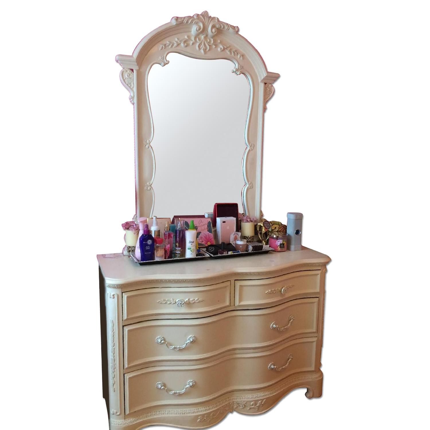 Jessica Mcclintock Romance Collection 4 Piece Bedroom Set - image-15