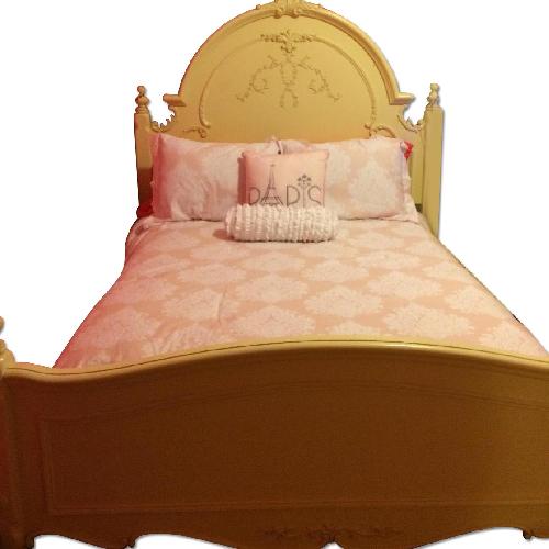 Used Jessica Mcclintock Romance Collection 4 Piece Bedroom Set for sale on AptDeco