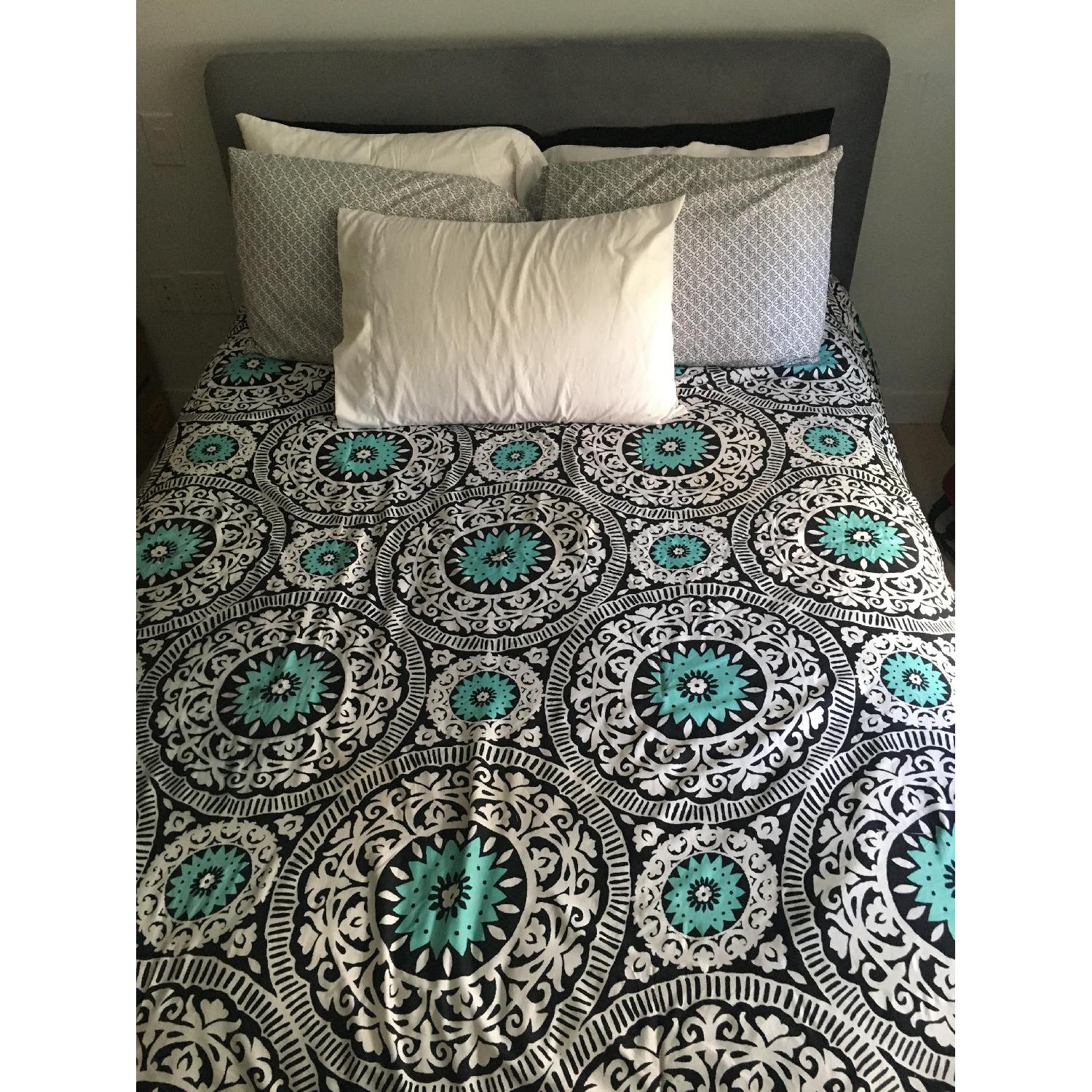 Gray Upholstered Platform Bed - image-4