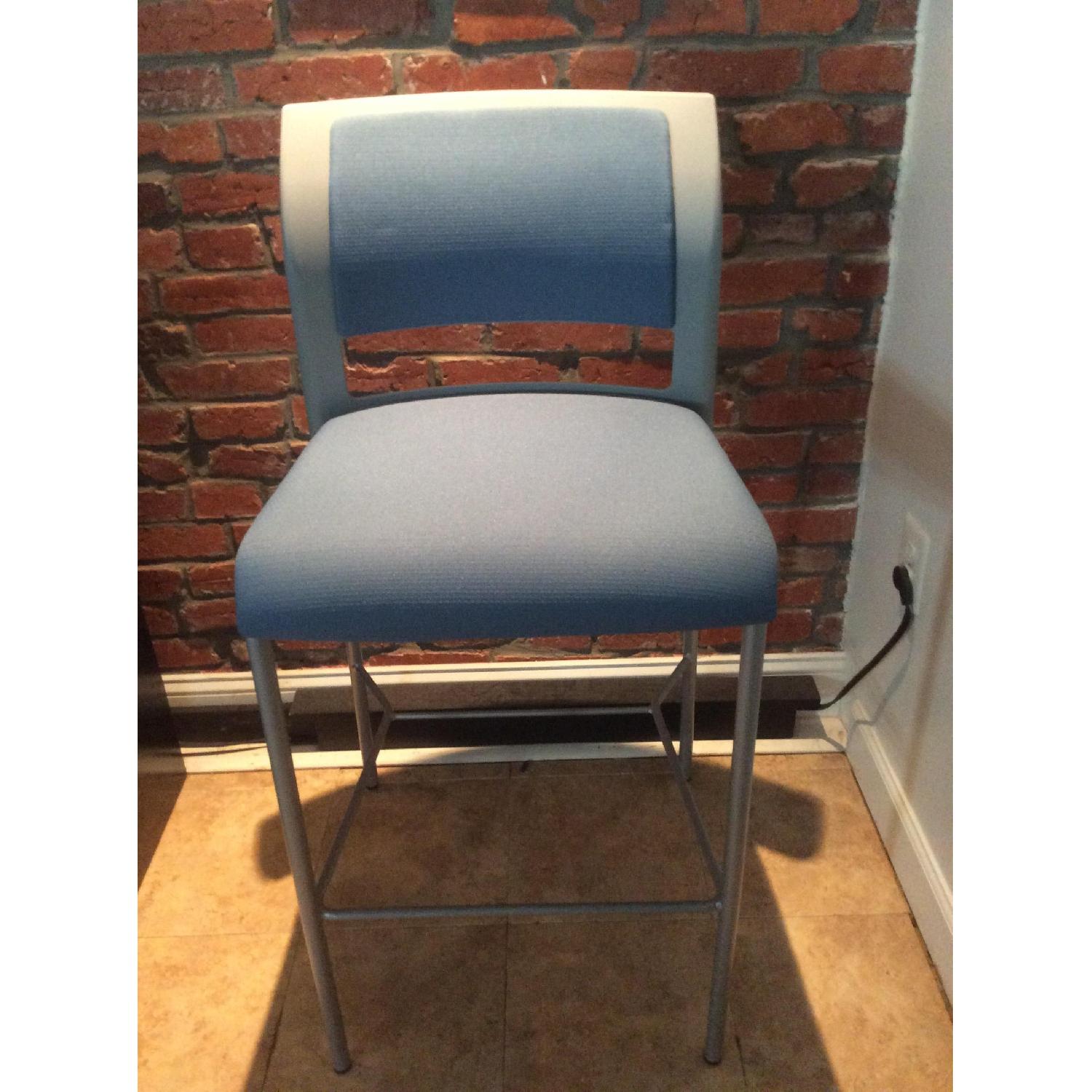 Steelcase Move Stool AptDeco