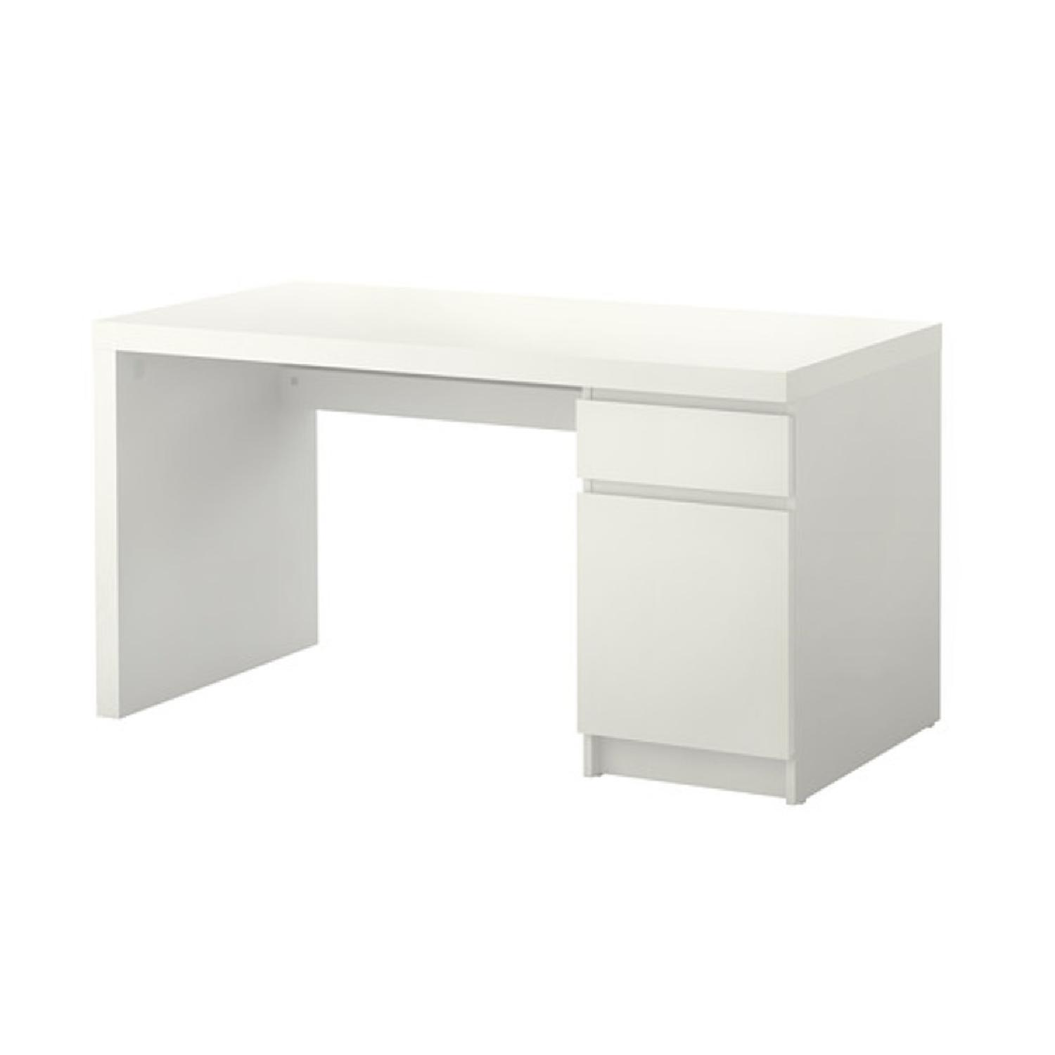 送料込みIKEA イケア　MALM マルム　ホワイト　5段 イケア IKEA - MALM -マルム- チェスト（引き出し×2）ベッド