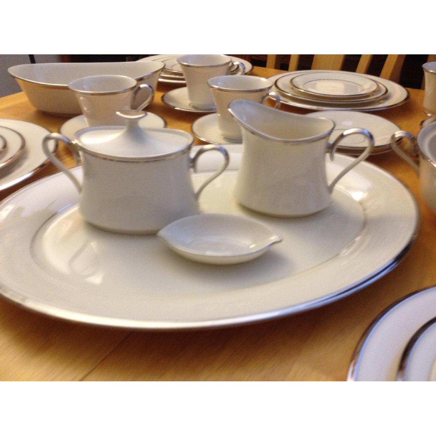Lenox Solitaire 5 Place Chinaware Setting - image-6