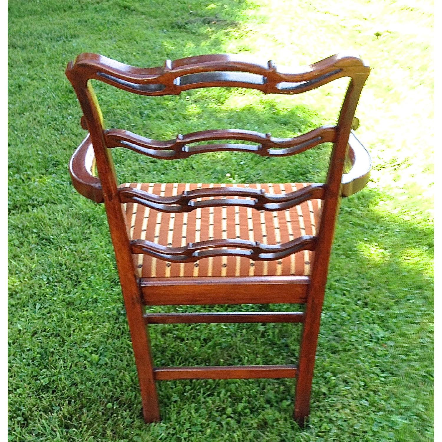 Antique Chippendale Mahogany Chairs - image-11