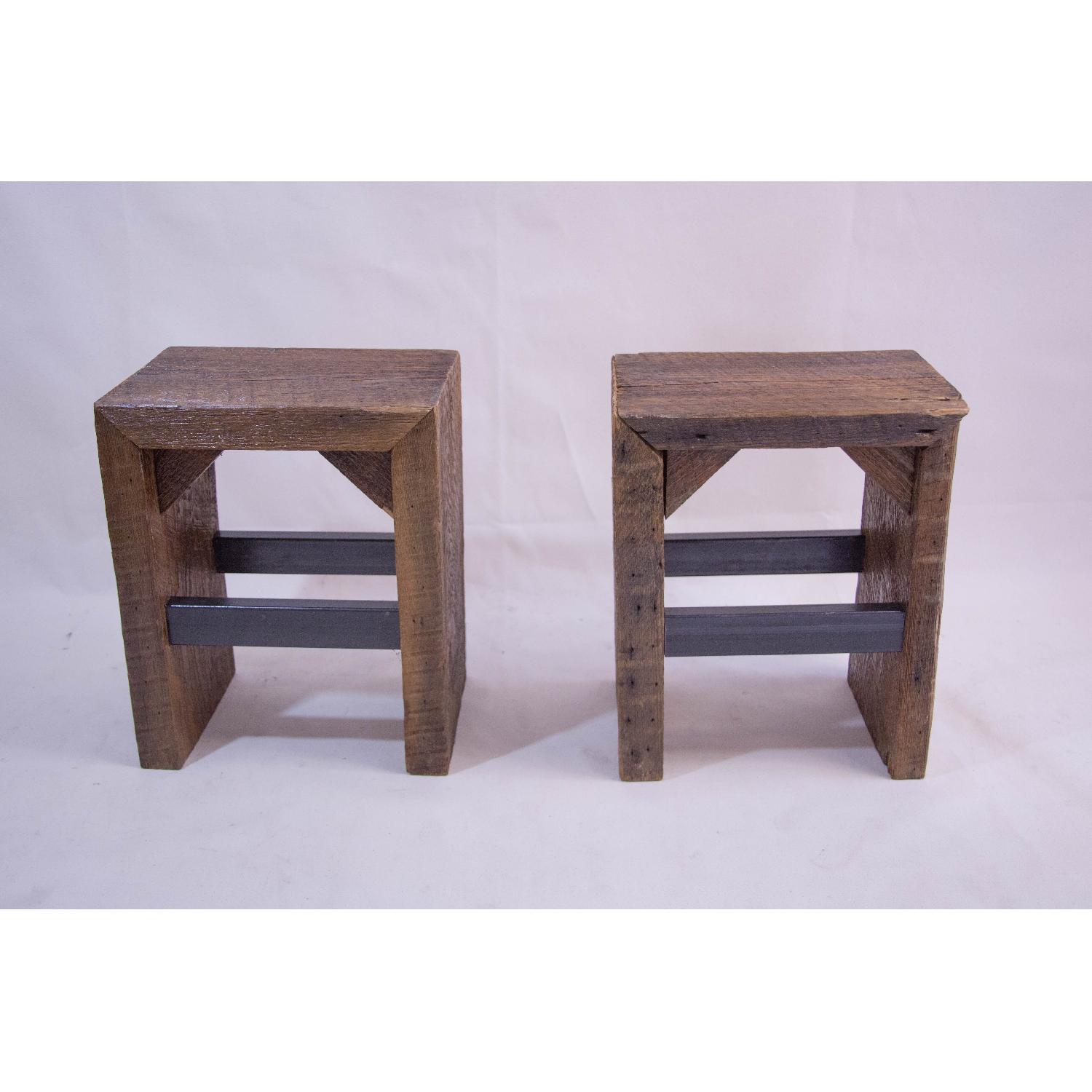 Reclaimed Wood Stools AptDeco