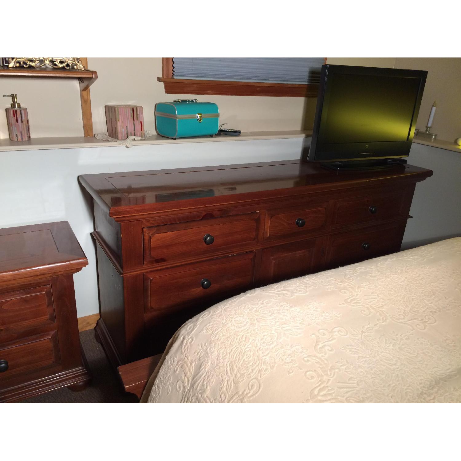 Broyhill Fontana Cherry Chest of Drawers - image-4