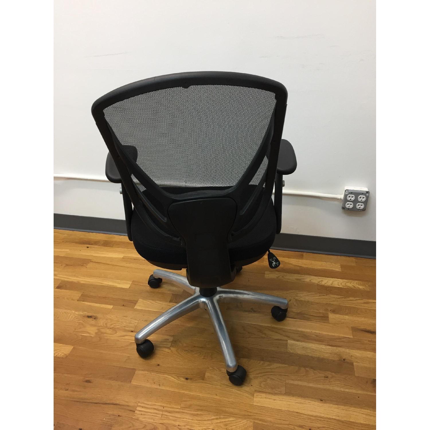 Mesh Office Chair - image-2
