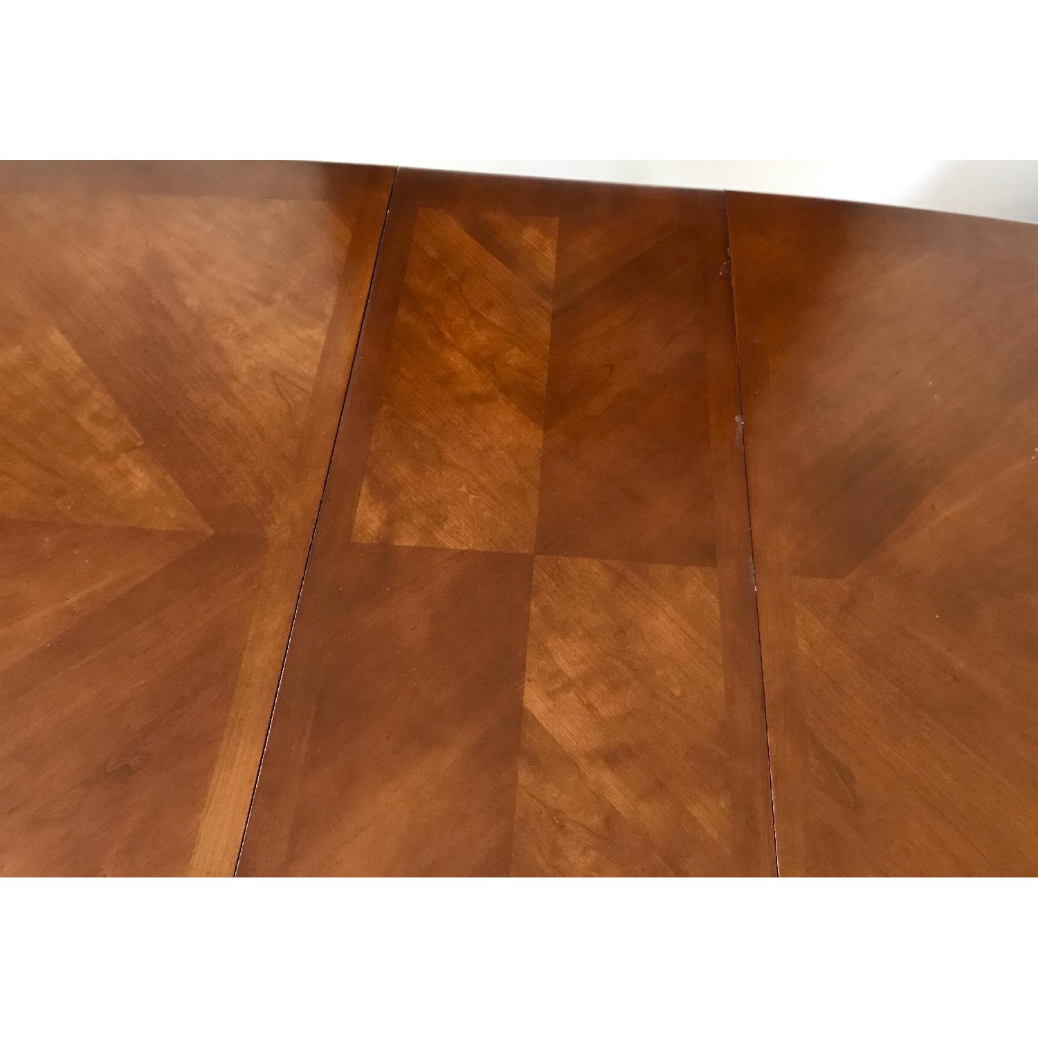 Pulaski Royal Collection Extendable 9 Piece Dining Set - image-6