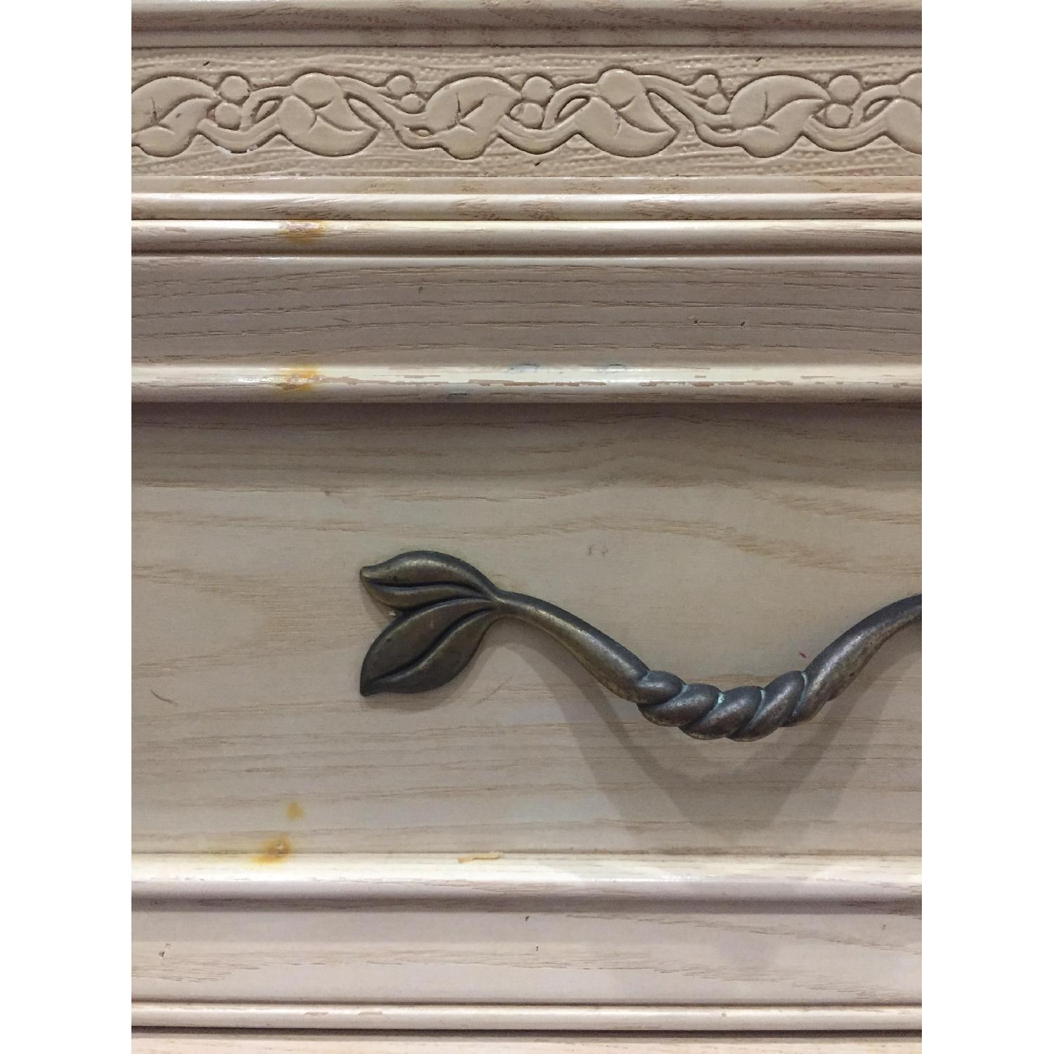 American of Martinsville Carved Wood Dresser - image-7