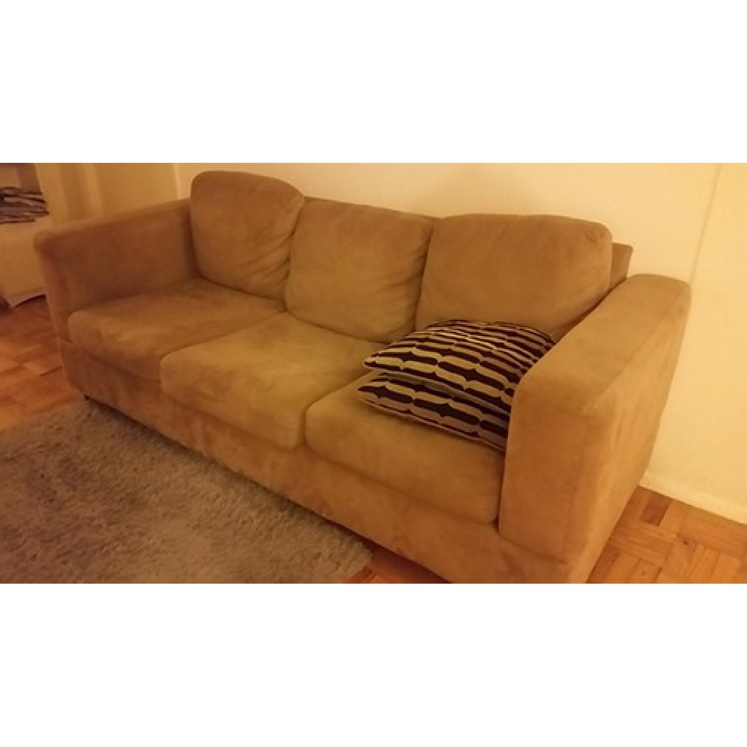 3 Seater Sofa w/ 2 Throw Pillows - image-4