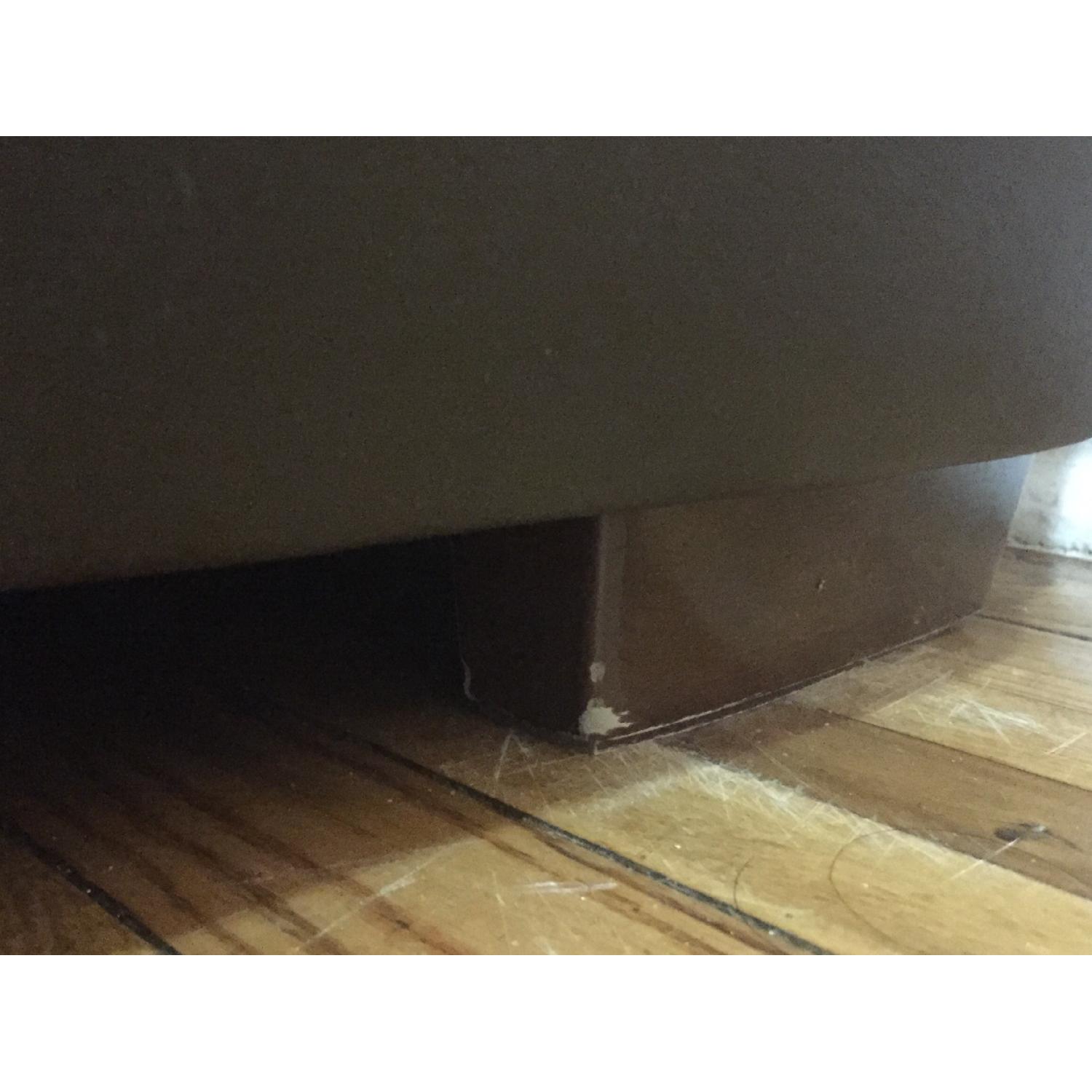 Raymour & Flanigan Natuzzi Italia Leather Reclining Sofa - image-4