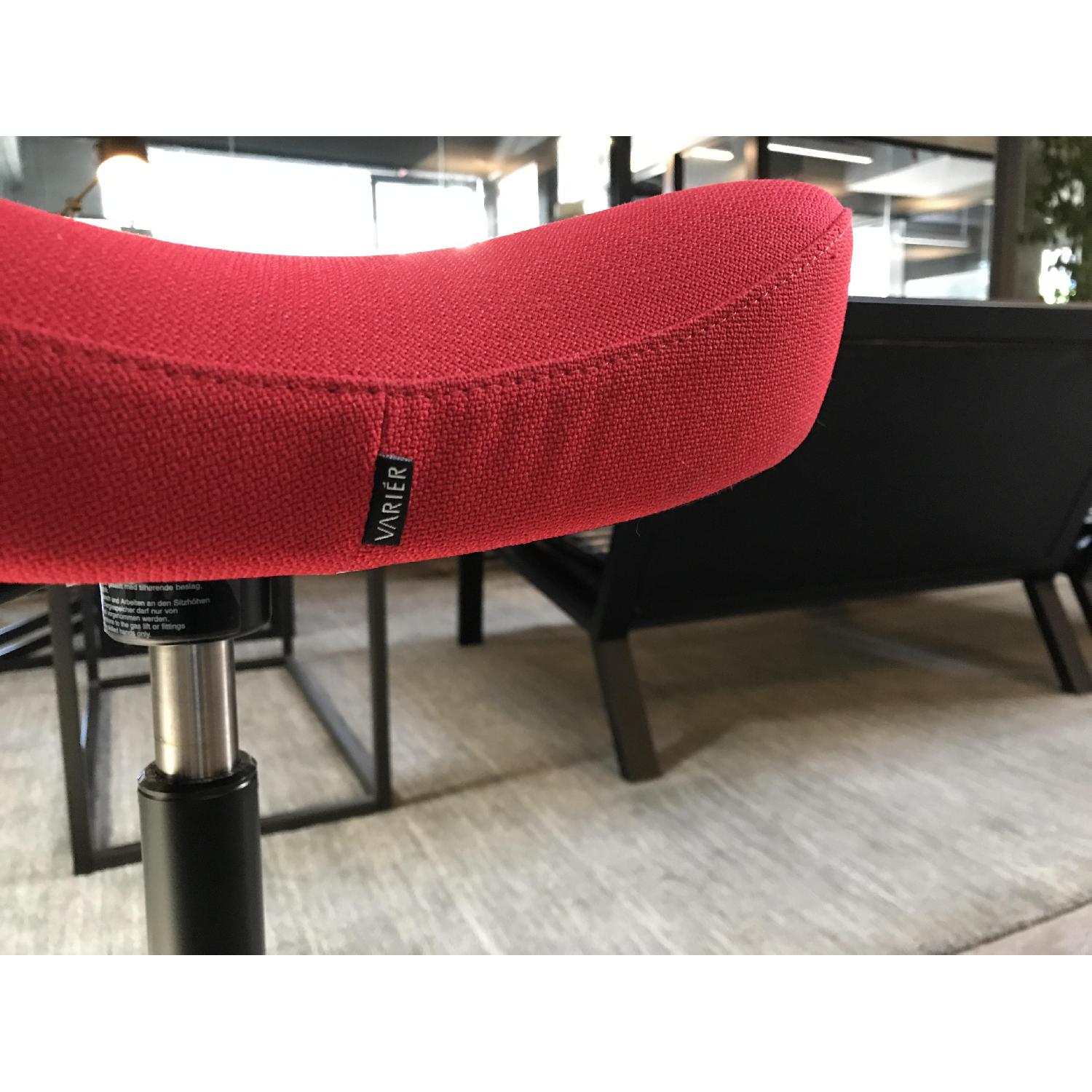 Varier Move Standing Stools - image-3