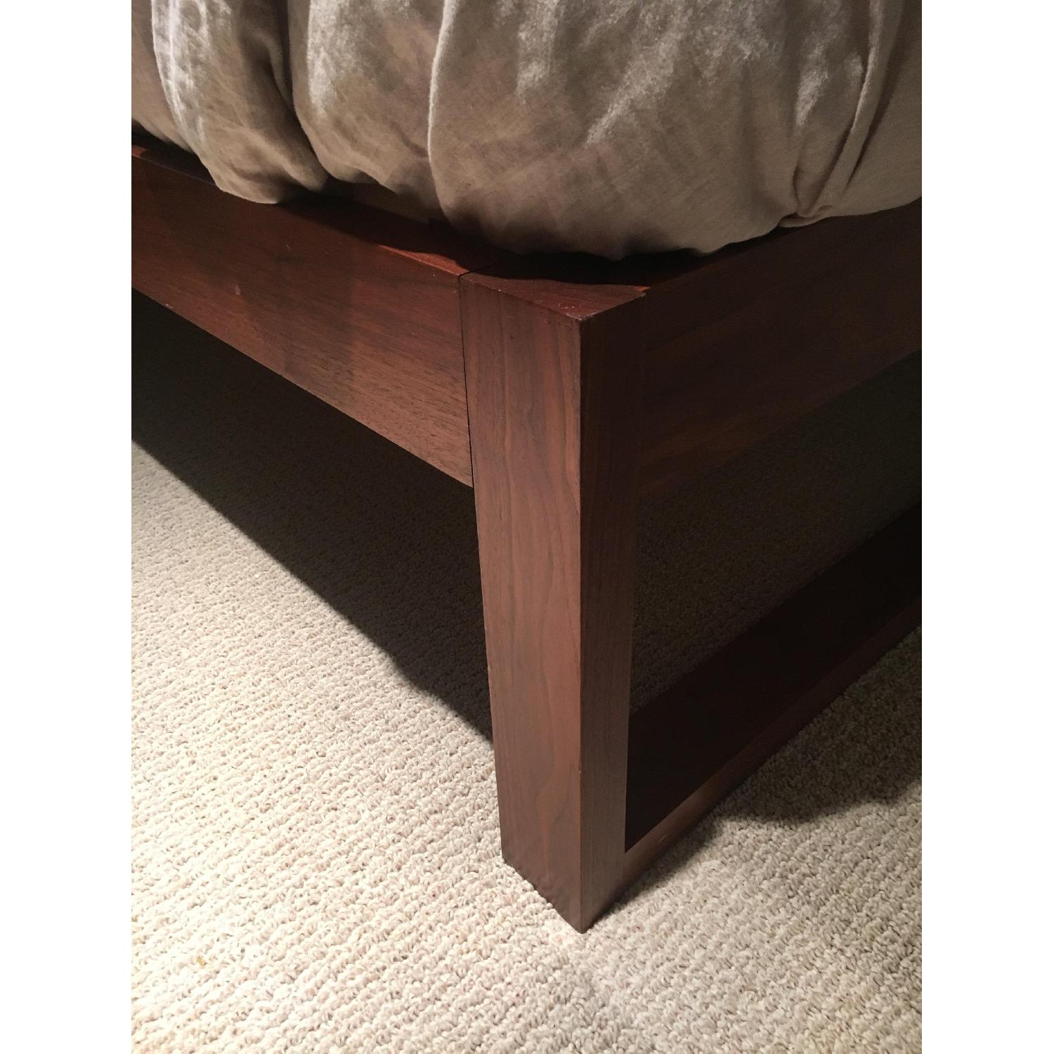 De La Espada American Parallel Queen Bed Frame - image-2