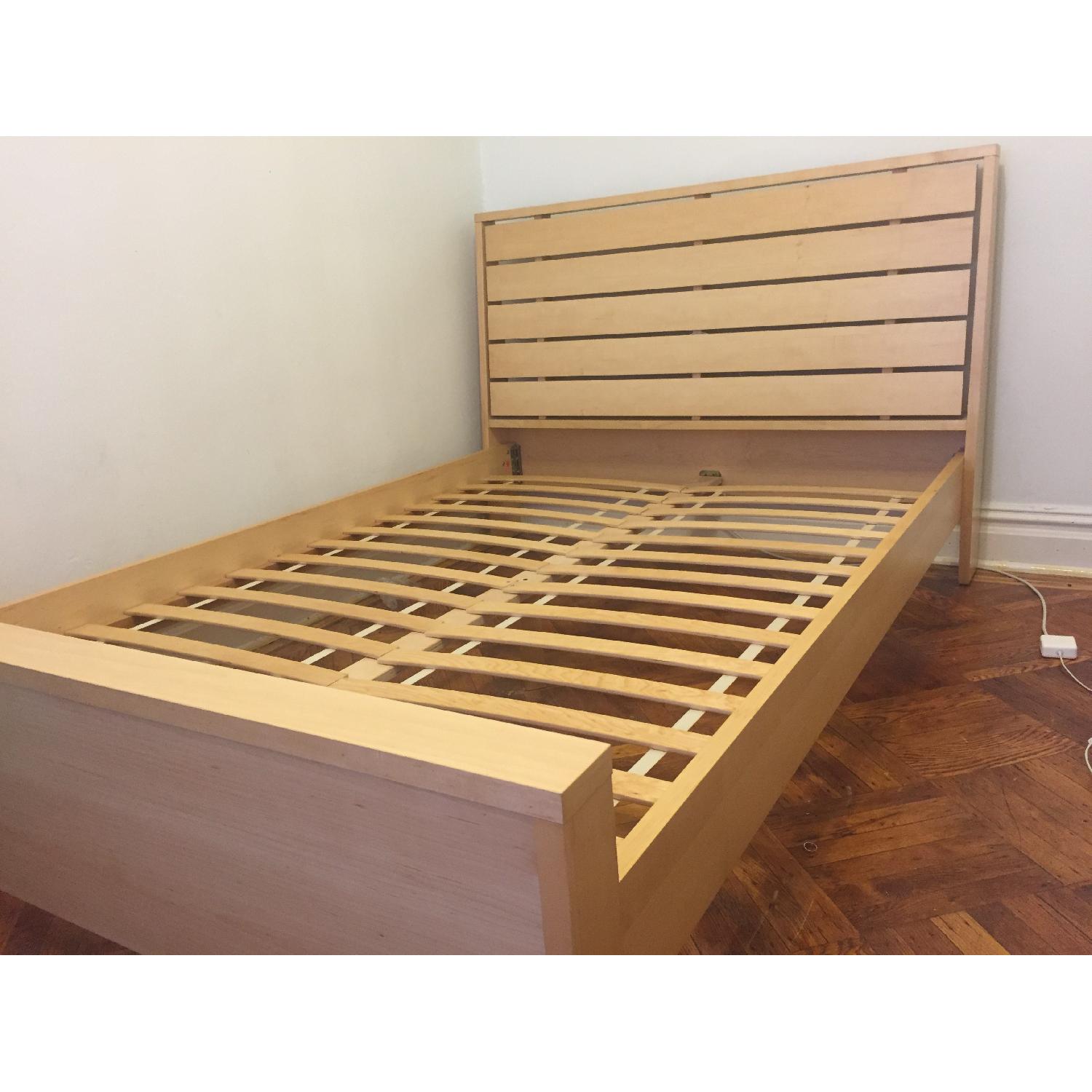 Crate & Barrel Epic Full Size Bed - image-0