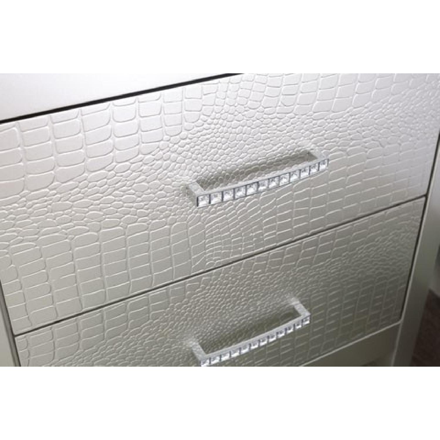 Ashley's Olivet Chest - image-2