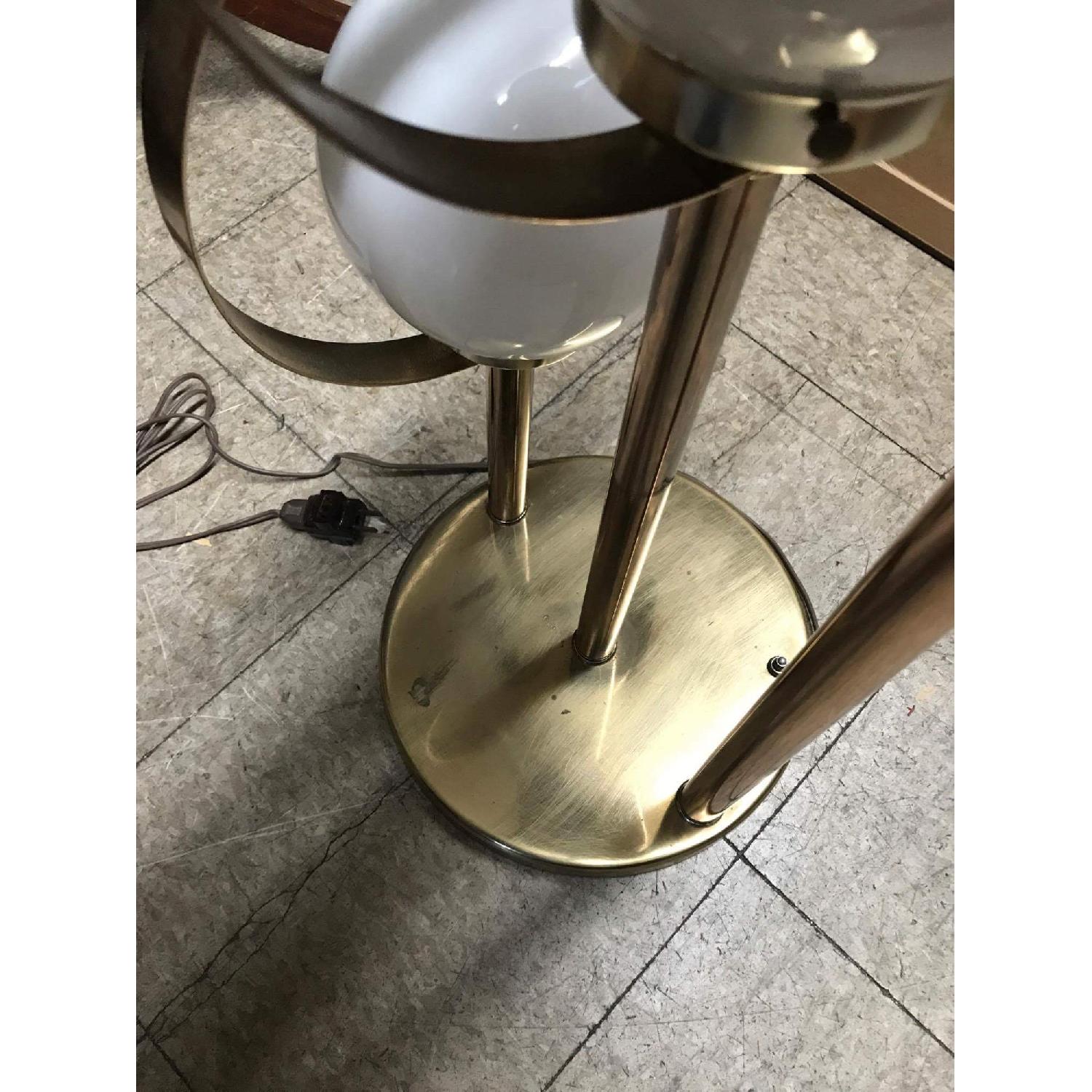 Vintage Mid Century 1950s Table Lamp - image-8