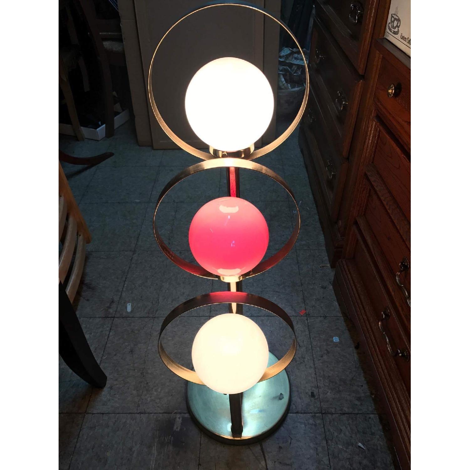 Vintage Mid Century 1950s Table Lamp - image-10