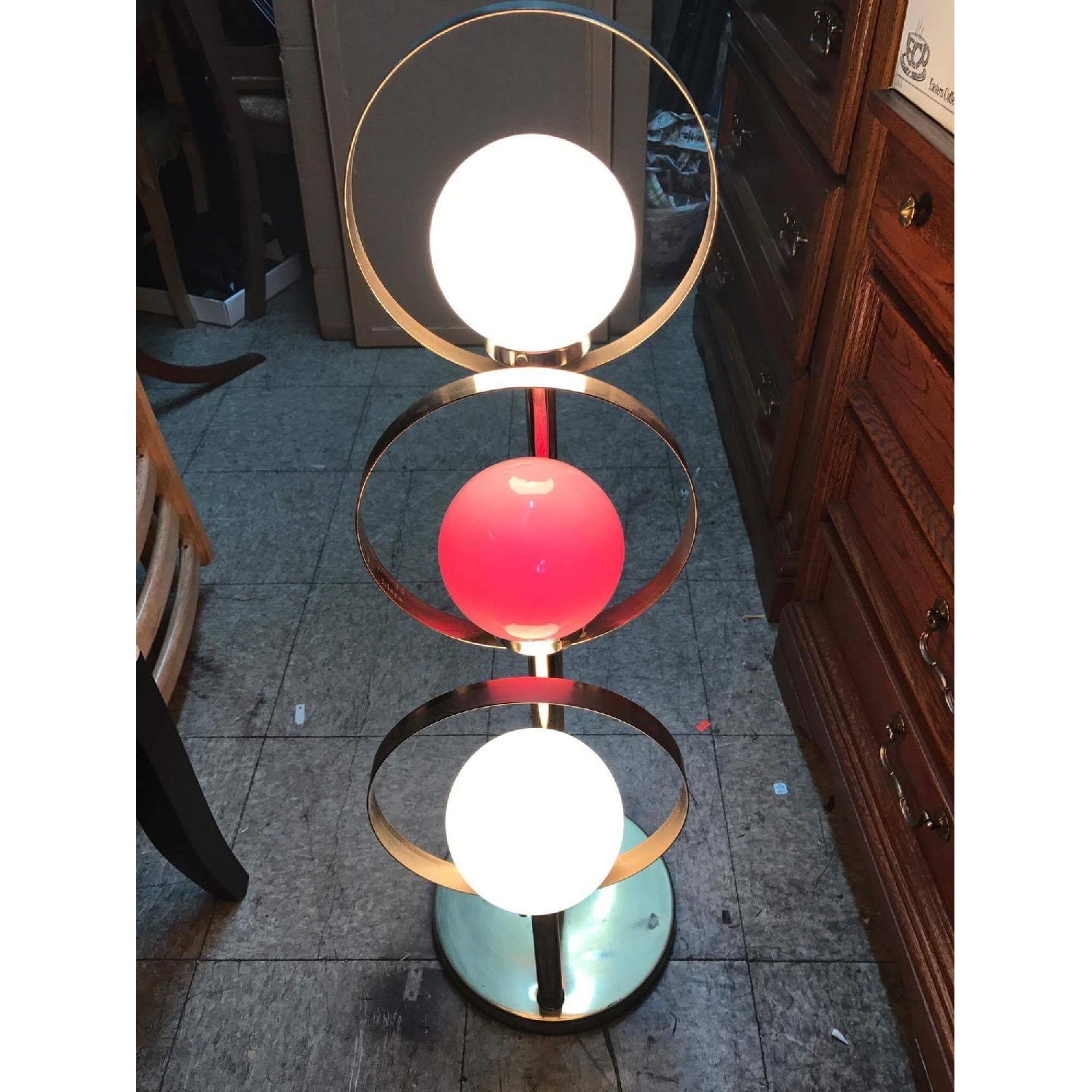 Vintage Mid Century 1950s Table Lamp - image-11