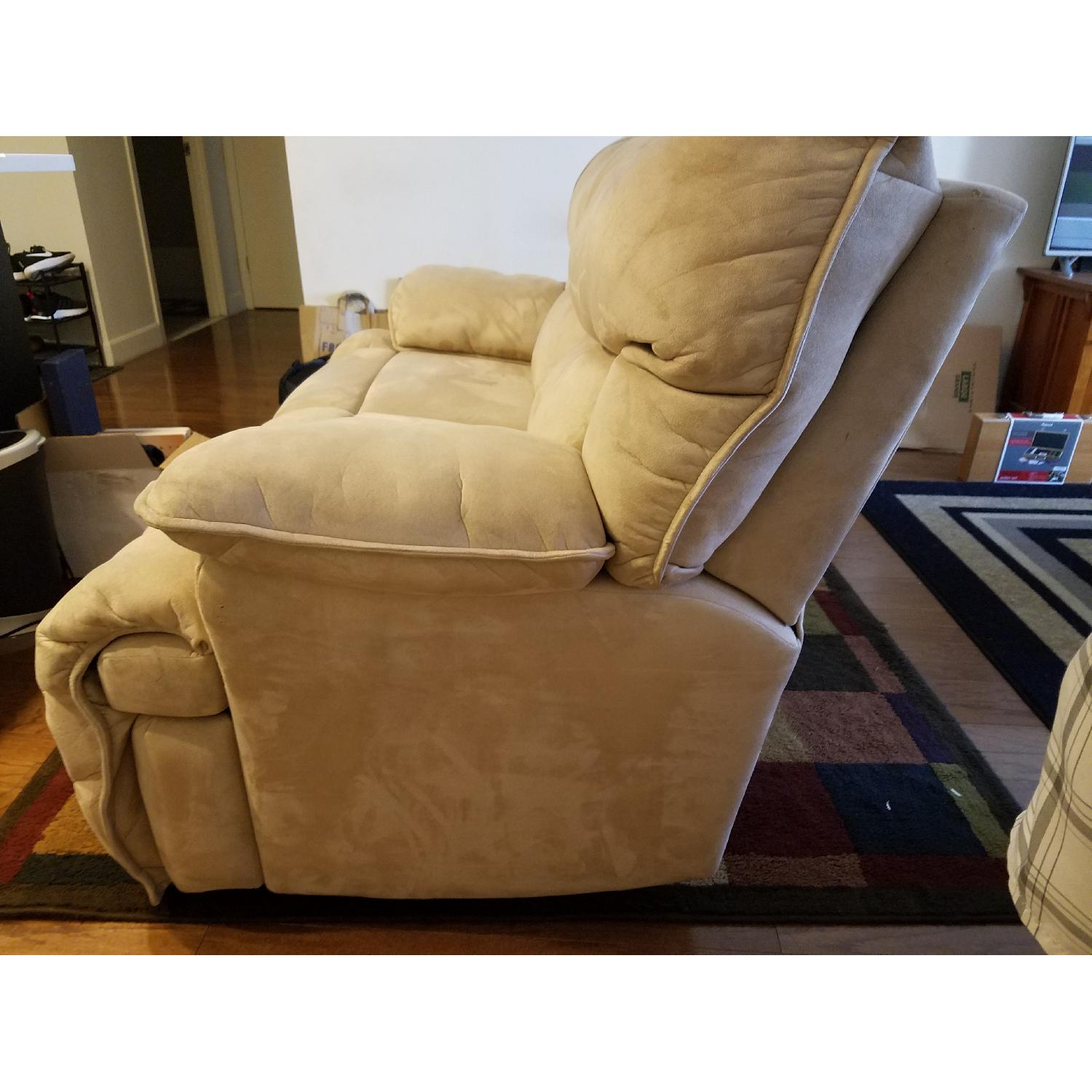 Bob Mills Rocker Reclining Loveseat - image-5