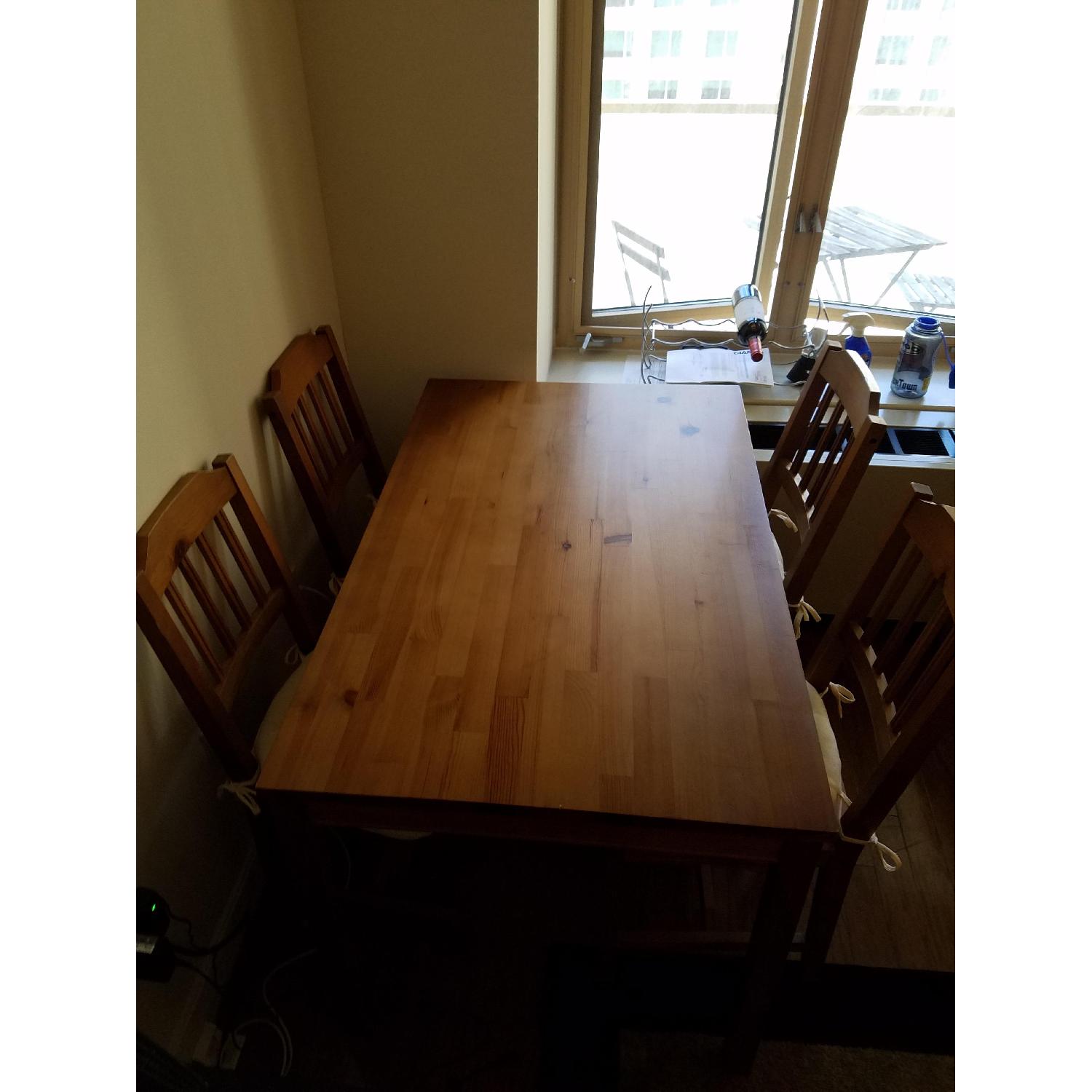 Ikea Table w/ 4 Chairs AptDeco