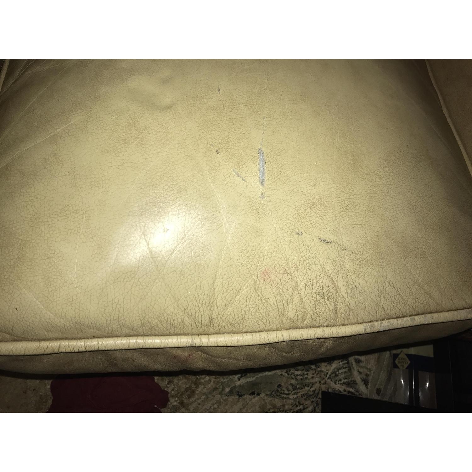 Royal Leather Chair - image-6