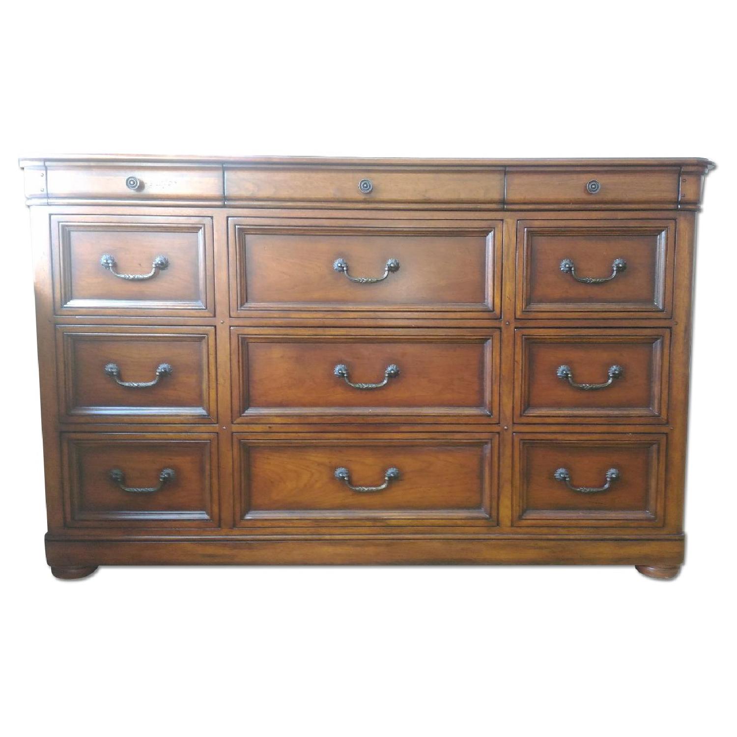 Fine Furniture Design Raylen Triple Dresser - image-0