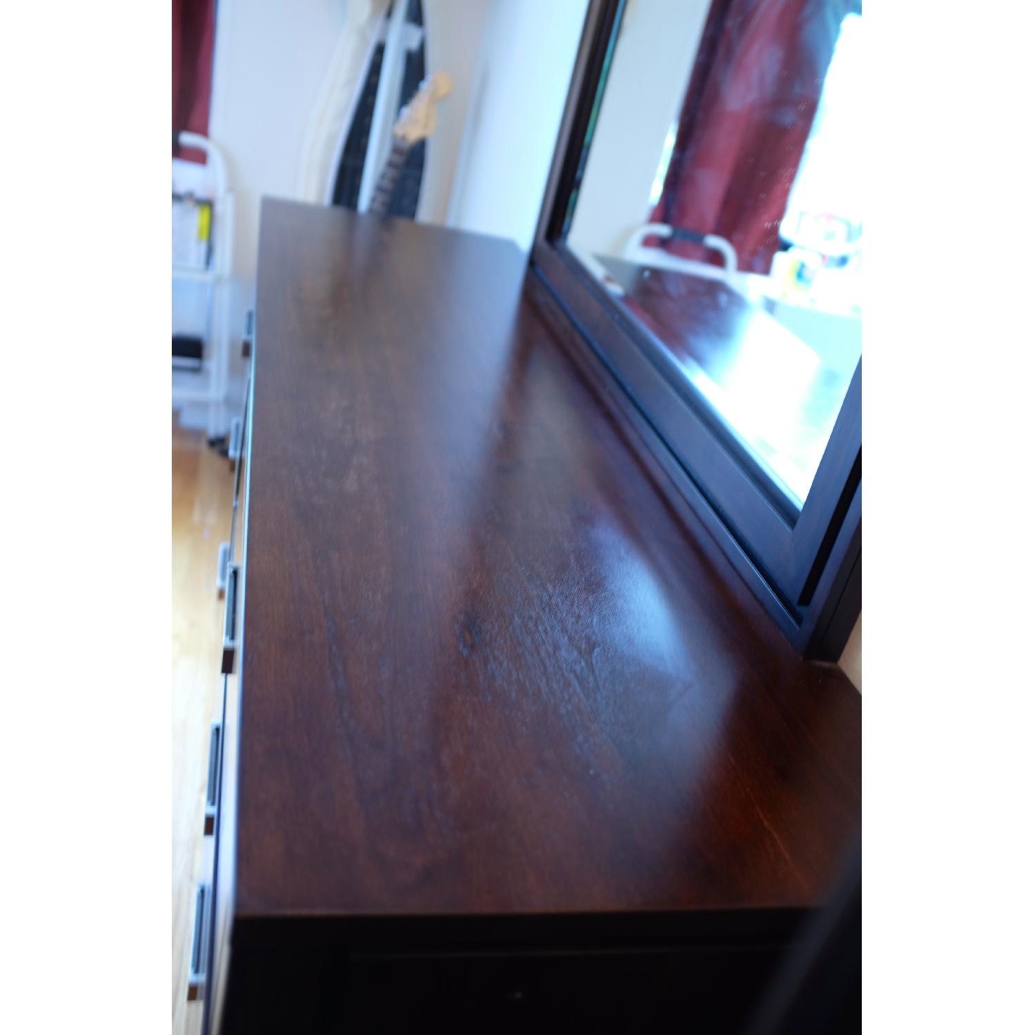 Raymour & Flanigan 6 Drawer Dresser - image-2