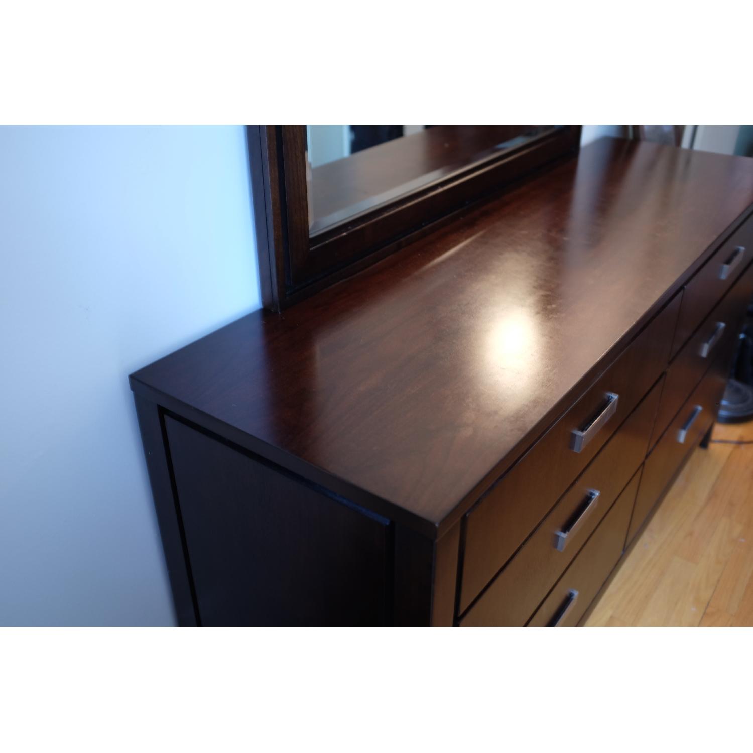 Raymour & Flanigan 6 Drawer Dresser - image-3