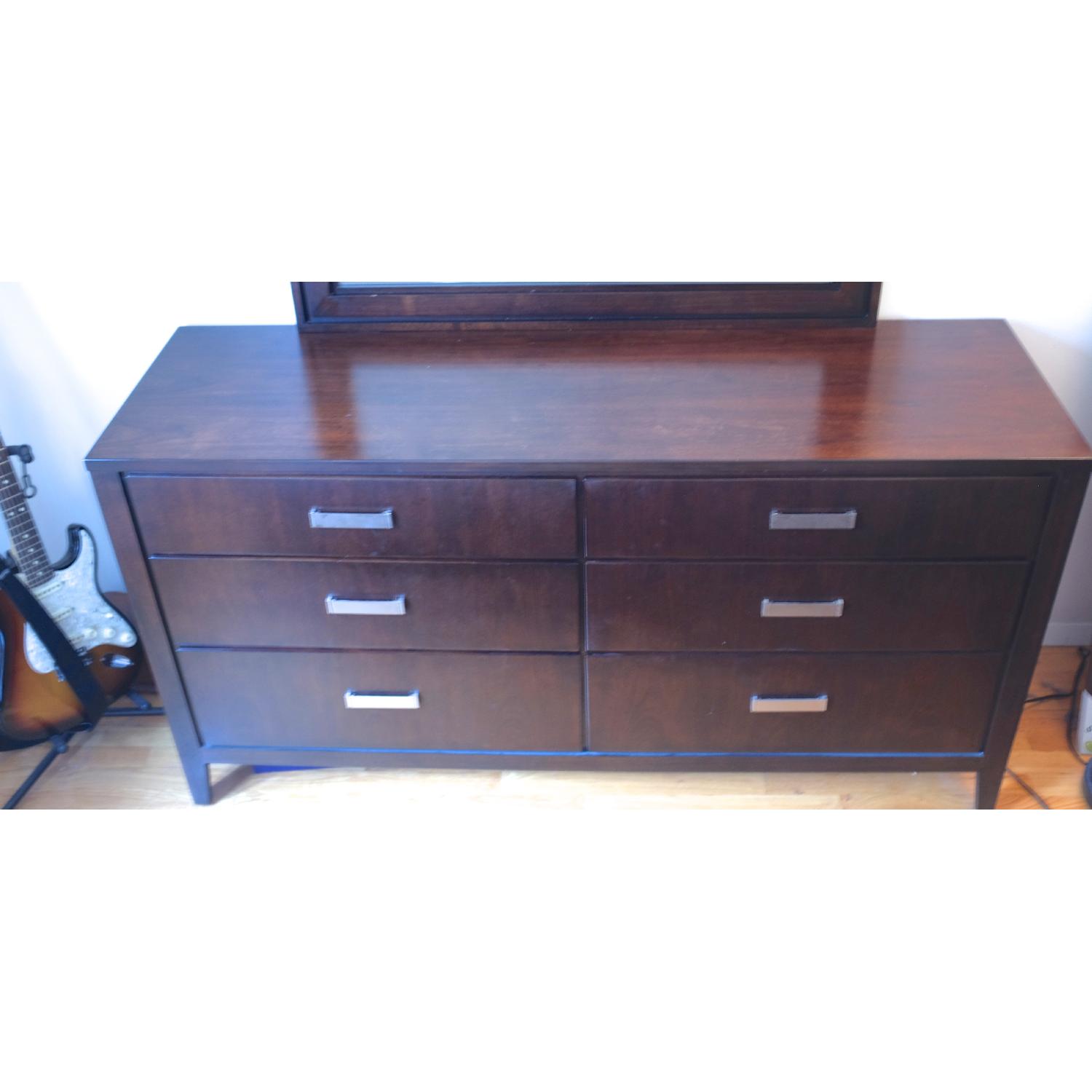 Raymour & Flanigan 6 Drawer Dresser - image-4