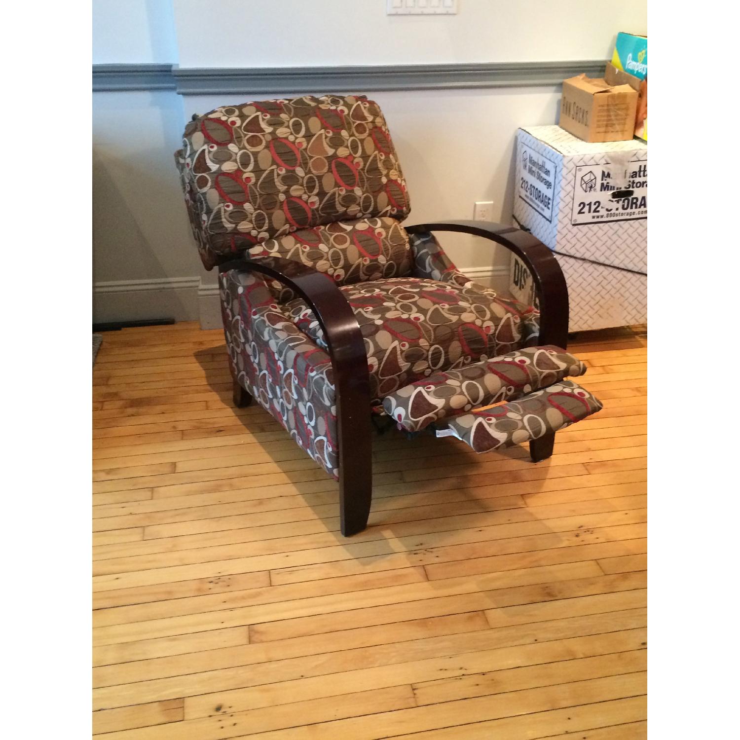 Raymour & Flanigan Molly Recliner Chair AptDeco