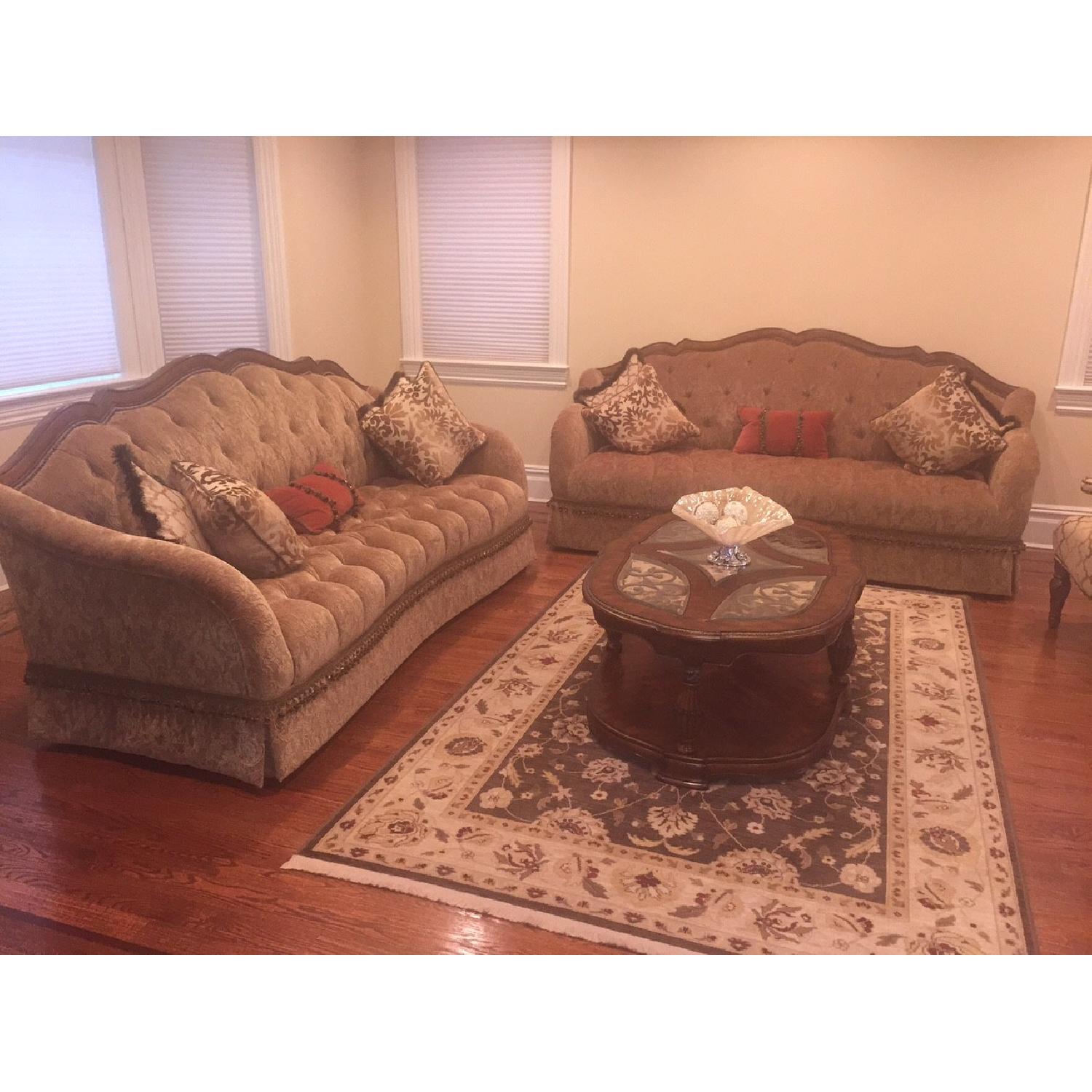 Aico Amini Villa Valencia Sofas and Cocktail Table Set - image-1