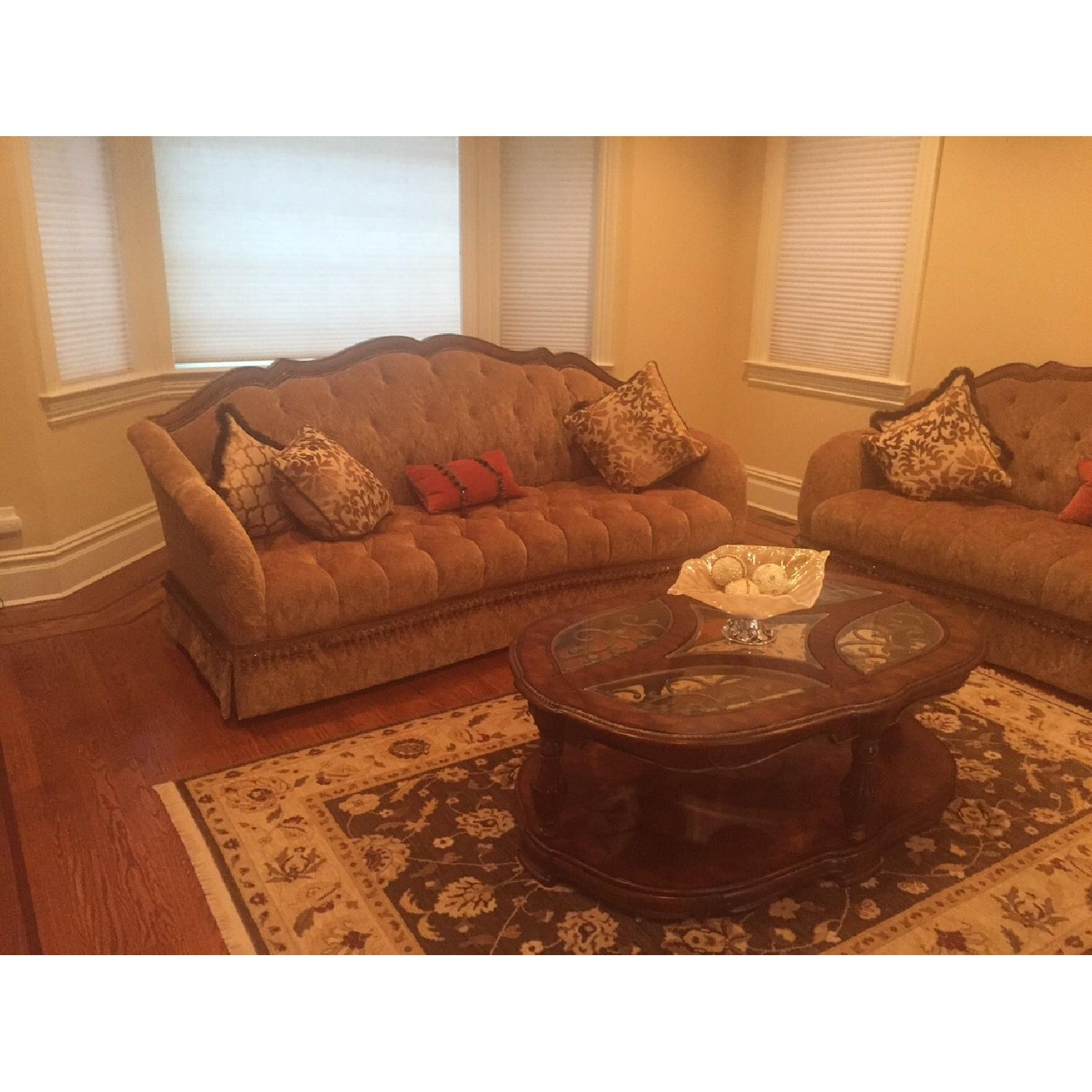 Aico Amini Villa Valencia Sofas and Cocktail Table Set - image-2