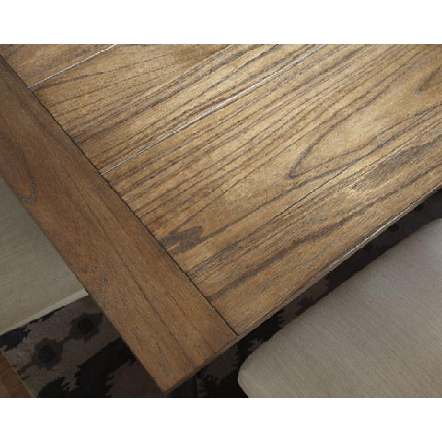 Ashley's 5 Piece Tripton Dining Set - image-4