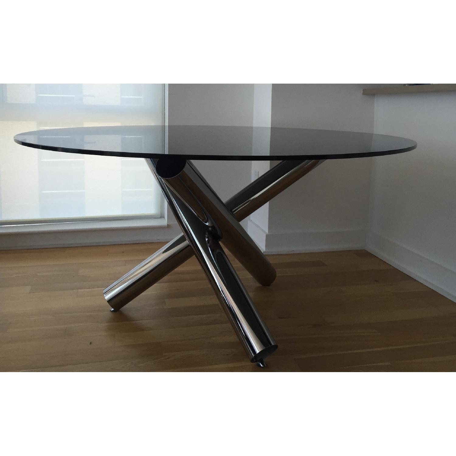 Minotti Van Dyck Round Dining Table - image-3