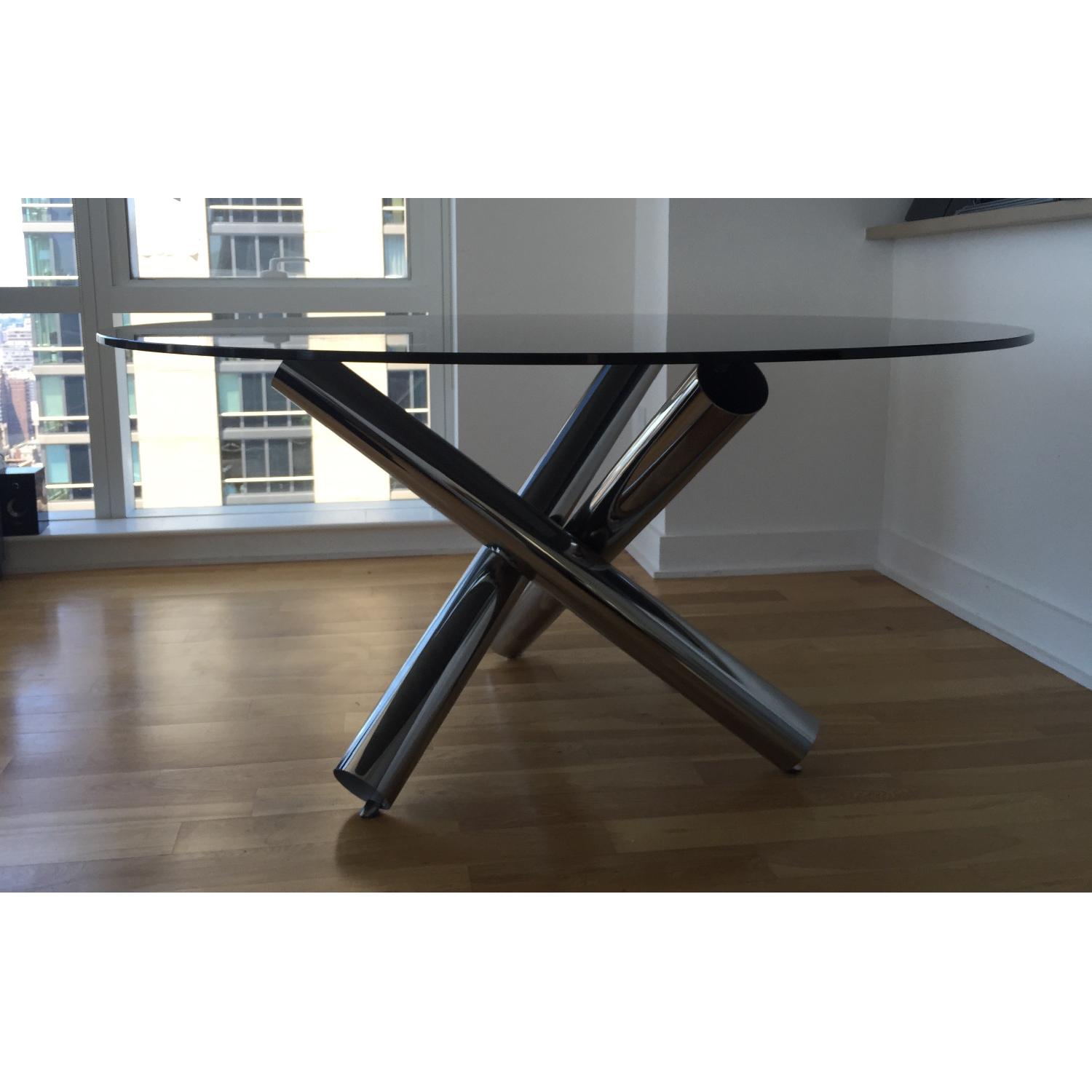 Minotti Van Dyck Round Dining Table - image-4