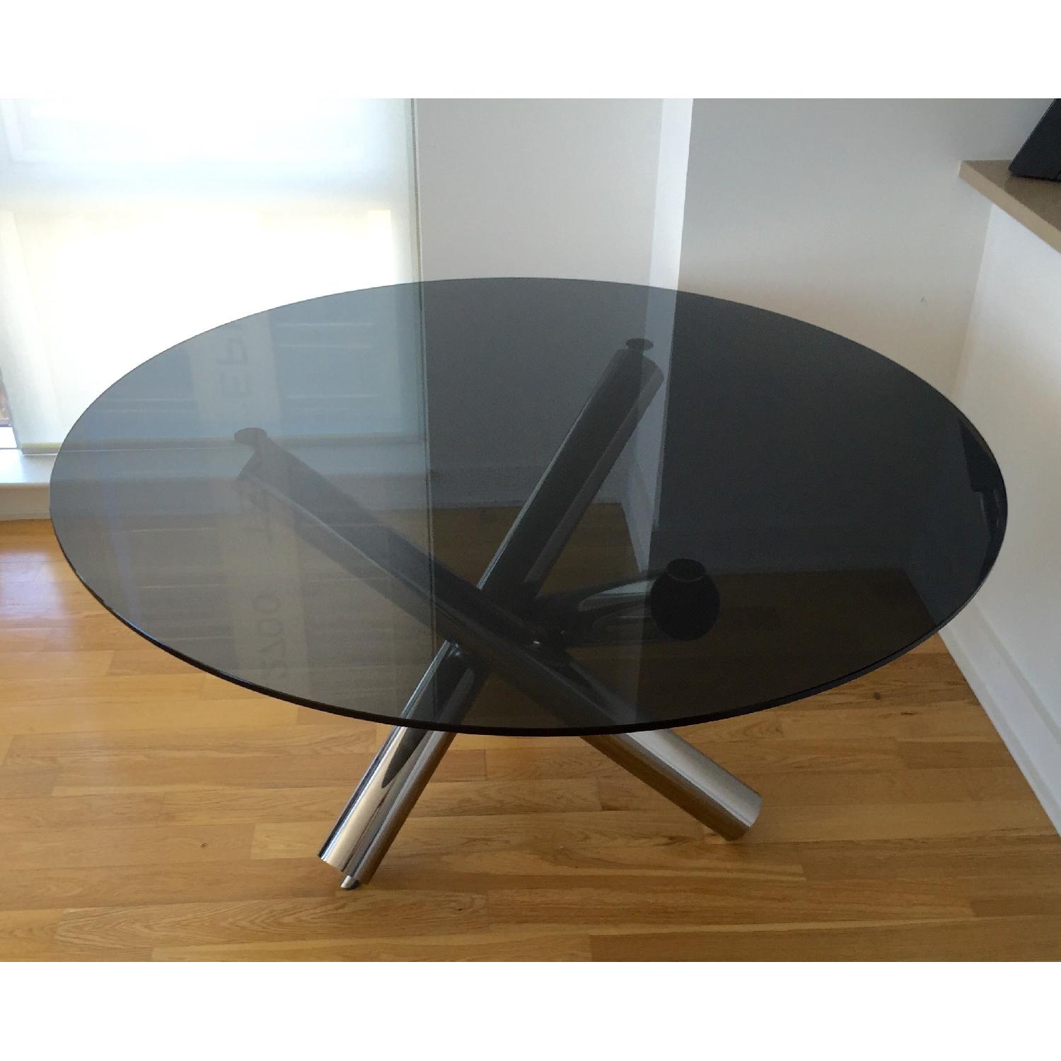 Minotti Van Dyck Round Dining Table - image-5