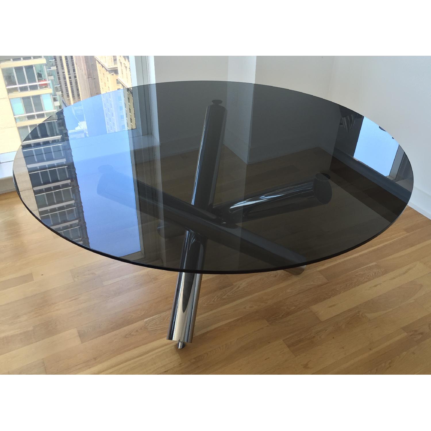 Minotti Van Dyck Round Dining Table - image-6