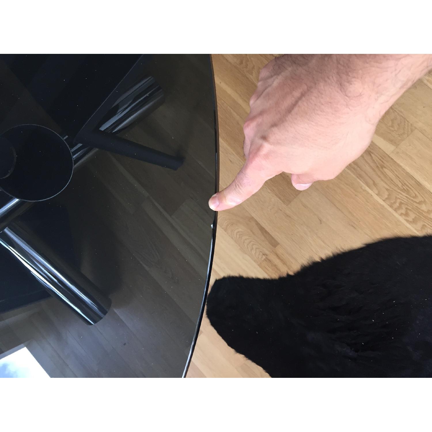 Minotti Van Dyck Round Dining Table - image-9