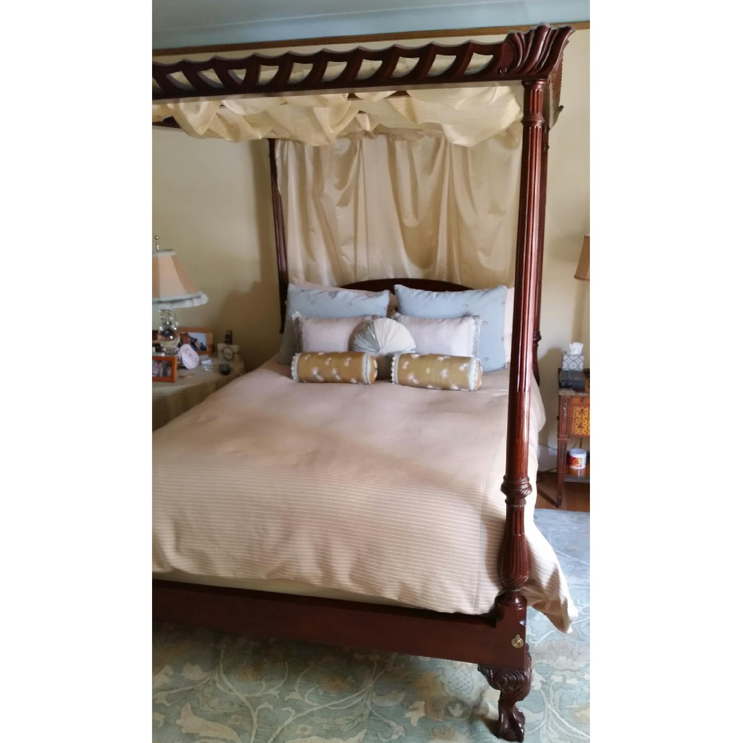 Four Poster Queen Bed AptDeco